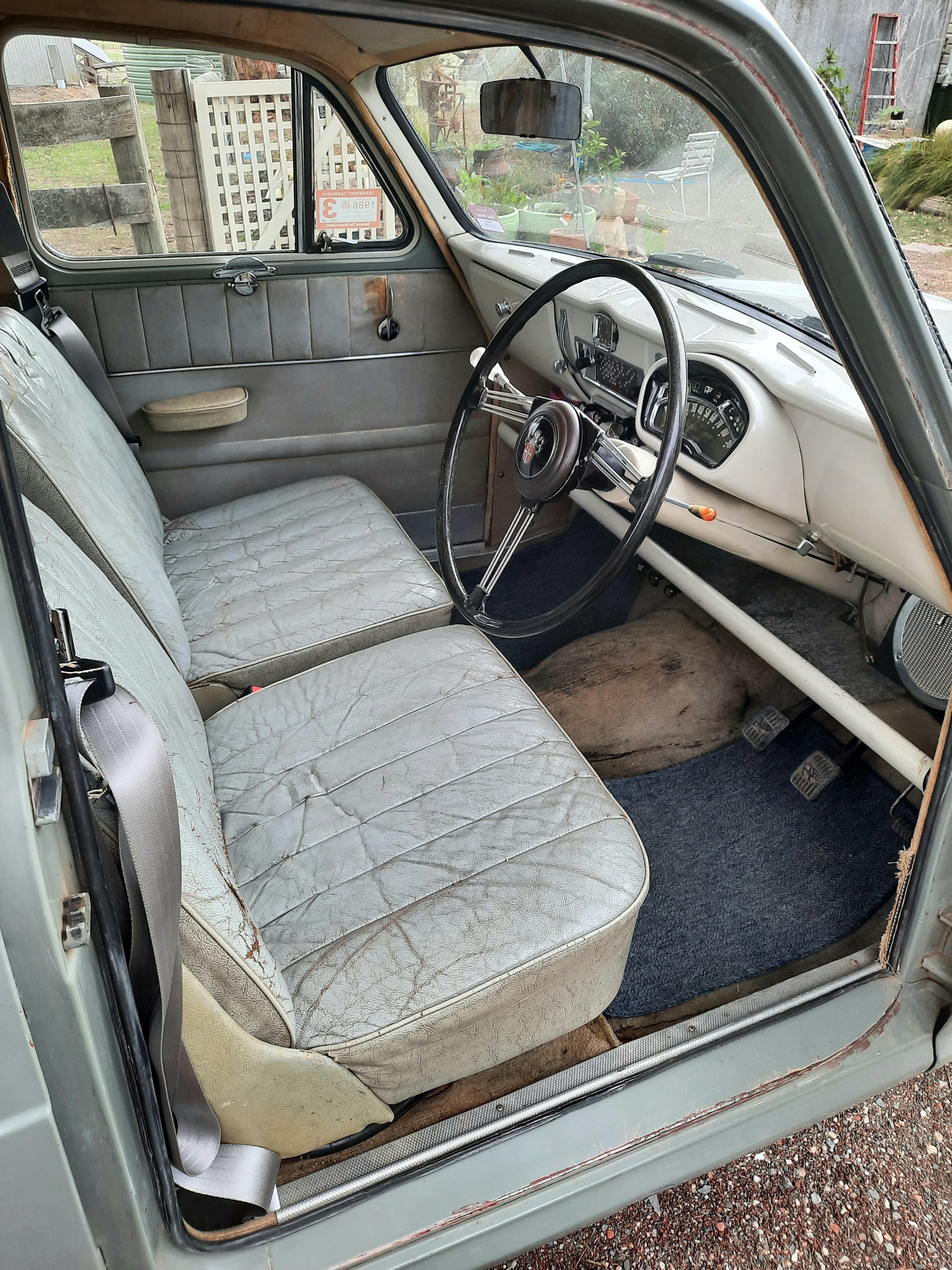 1955 AUSTIN A50 CAMBRIDGE SEDAN