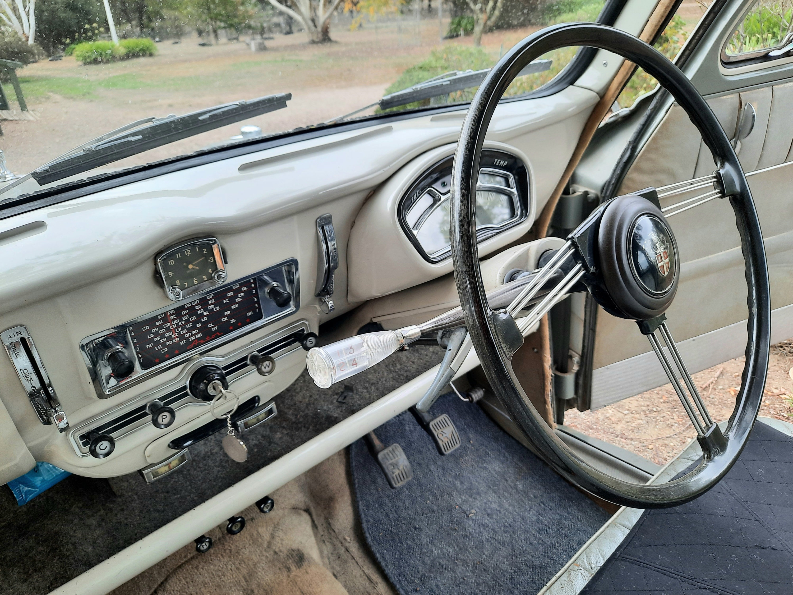 1955 AUSTIN A50 CAMBRIDGE SEDAN