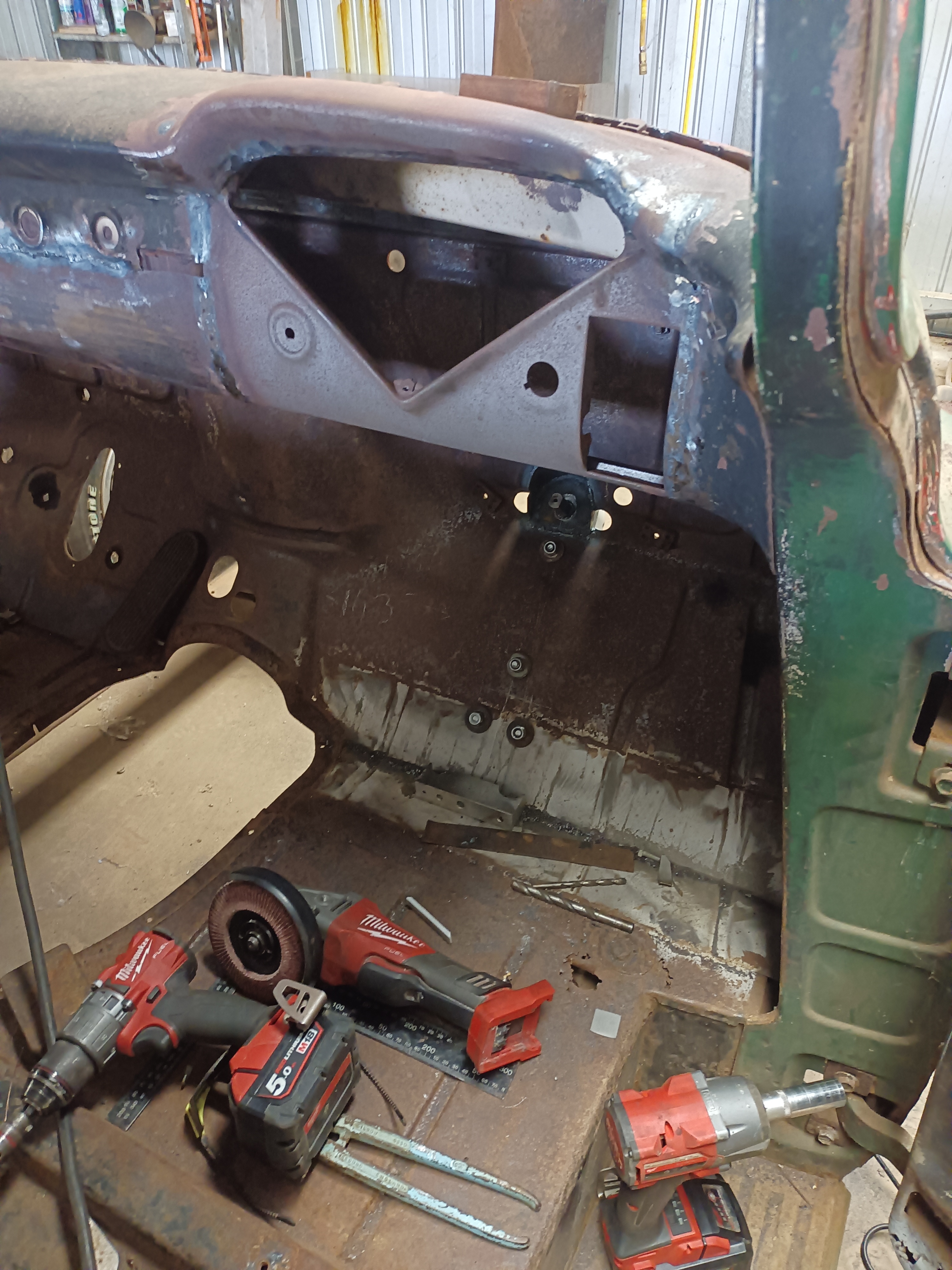 1955 CHEVROLET 3100 2D UTILITY