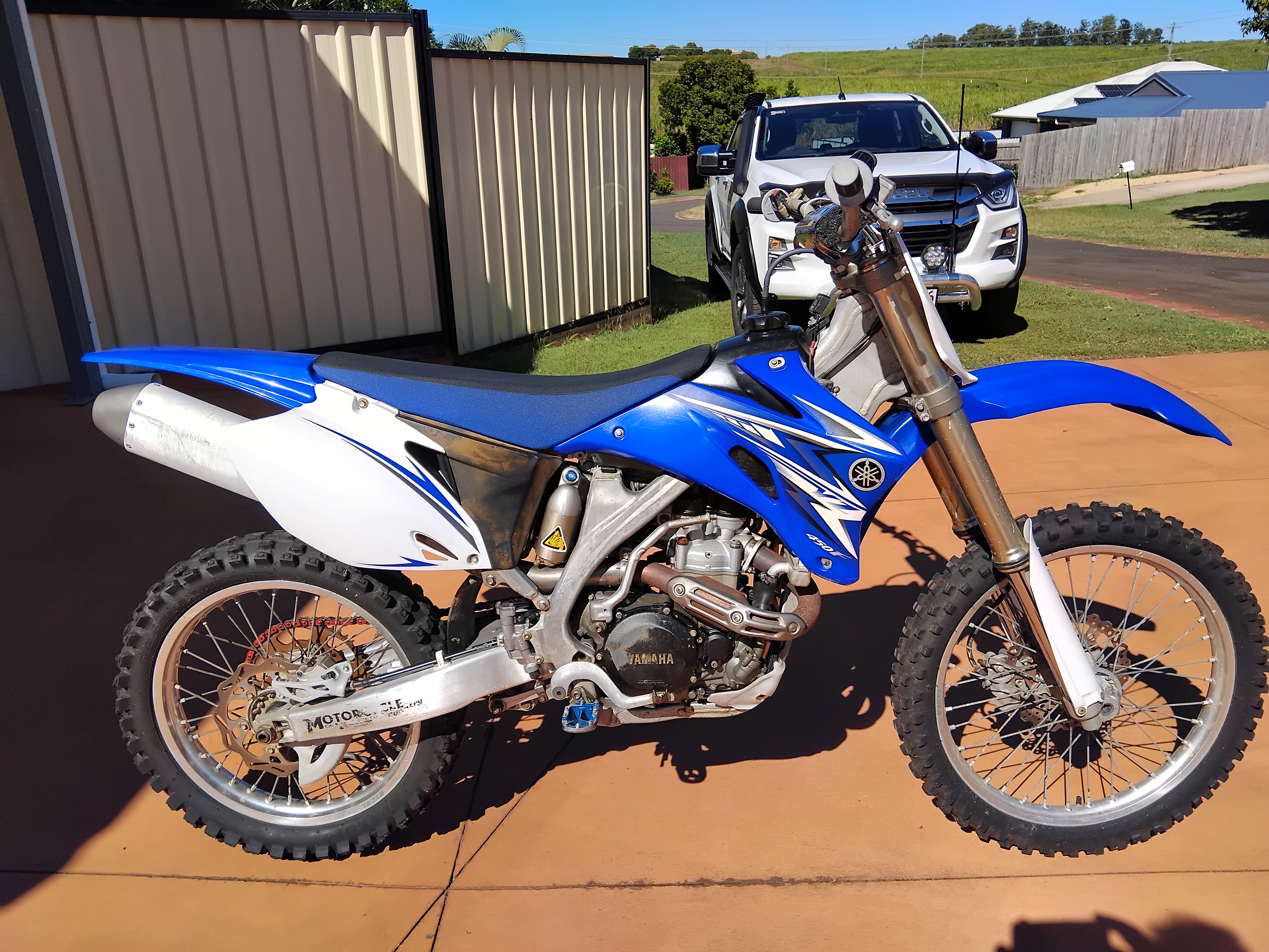 2009 YAMAHA YZ450F MOTOCROSS