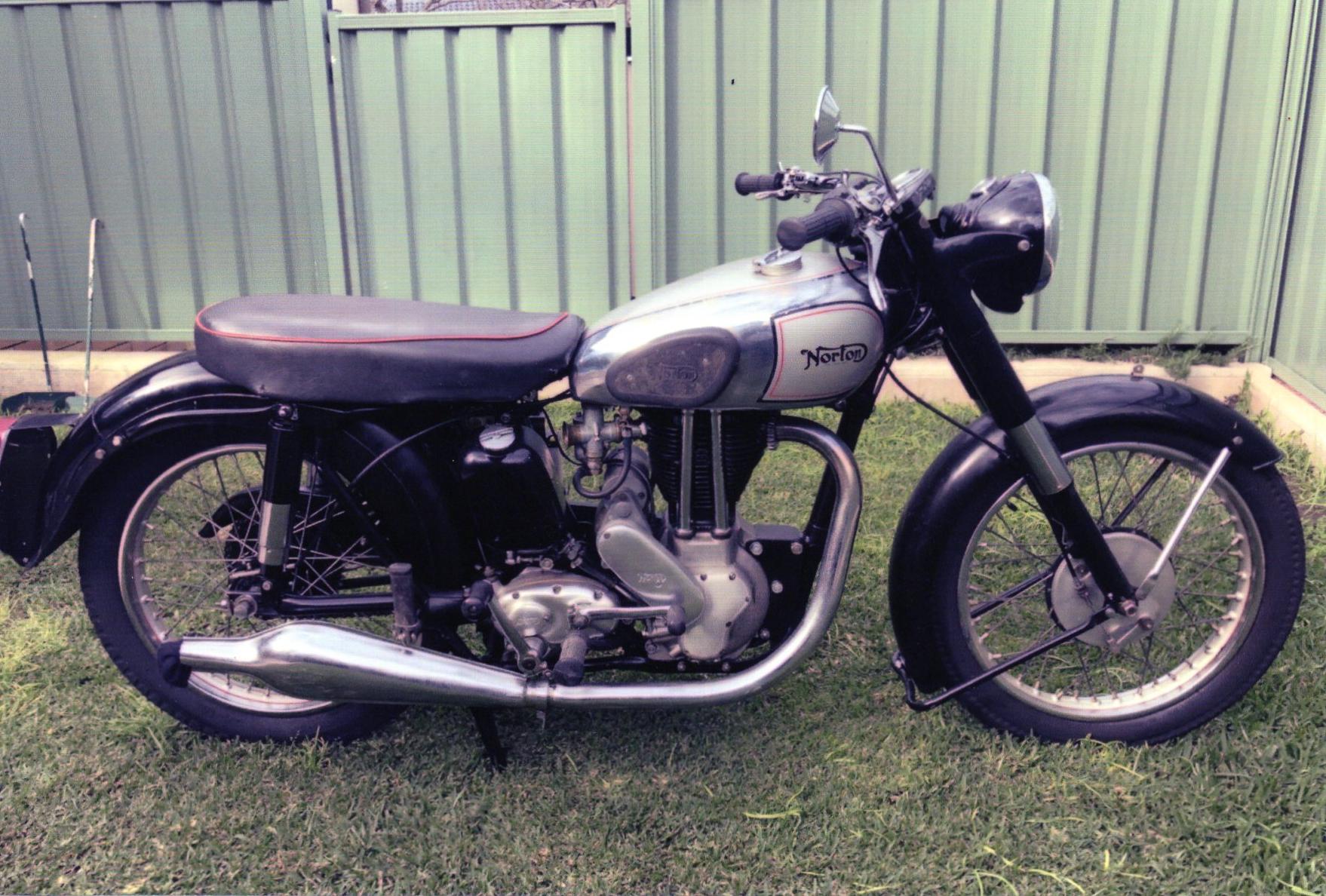 1953 NORTON ES2 500CC ROAD