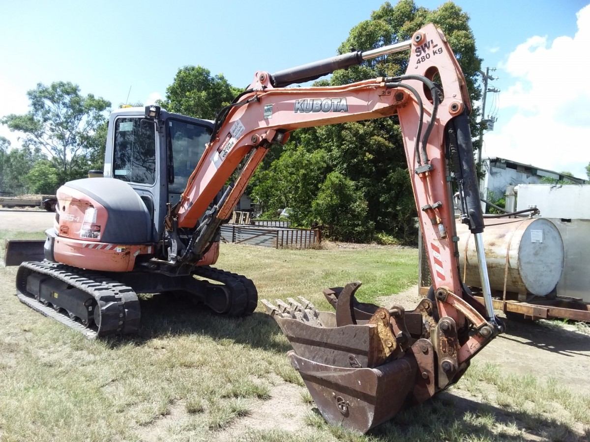 2011 Kubota U55-4 Cab Excavator