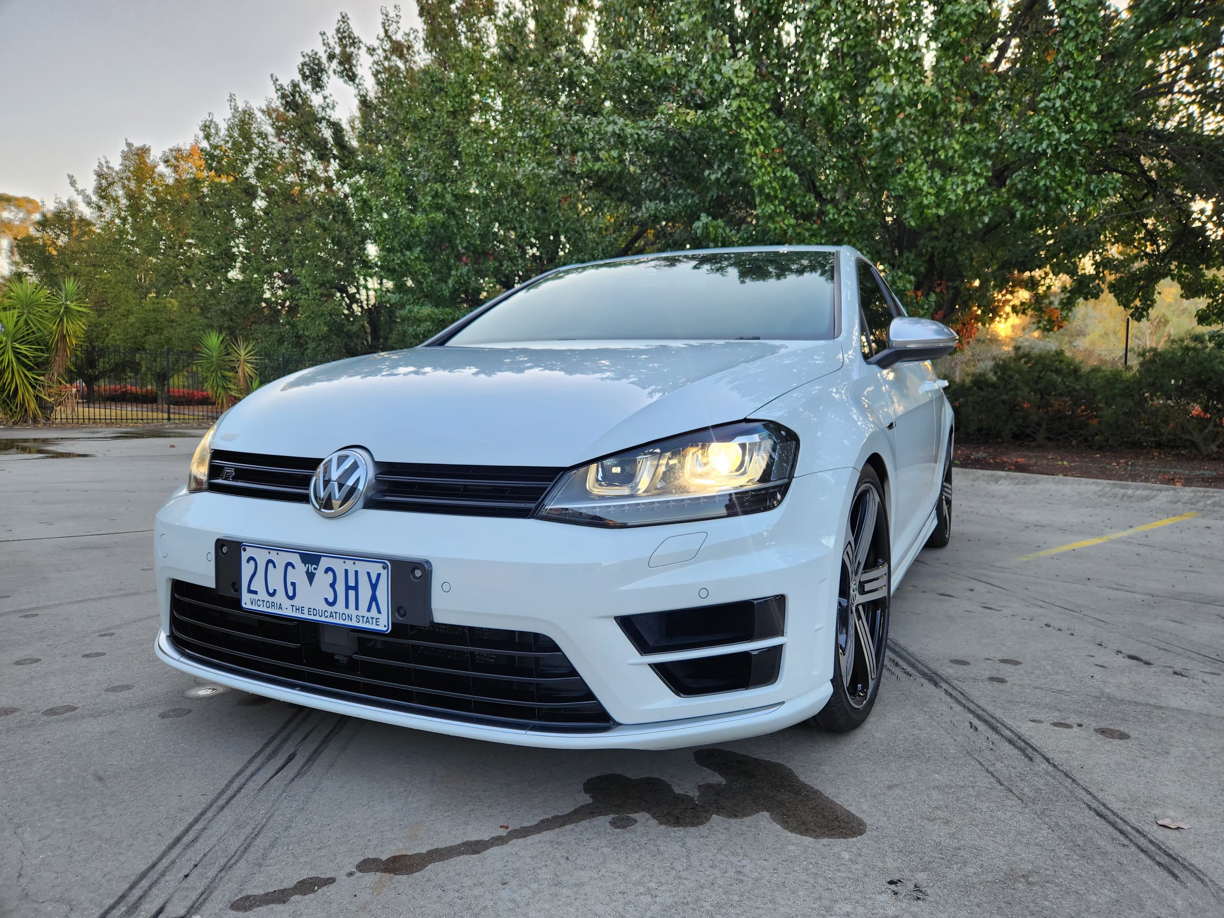 2014 VOLKSWAGEN GOLF AU MY14 R 6 SP MANUAL 5D HATCHBACK