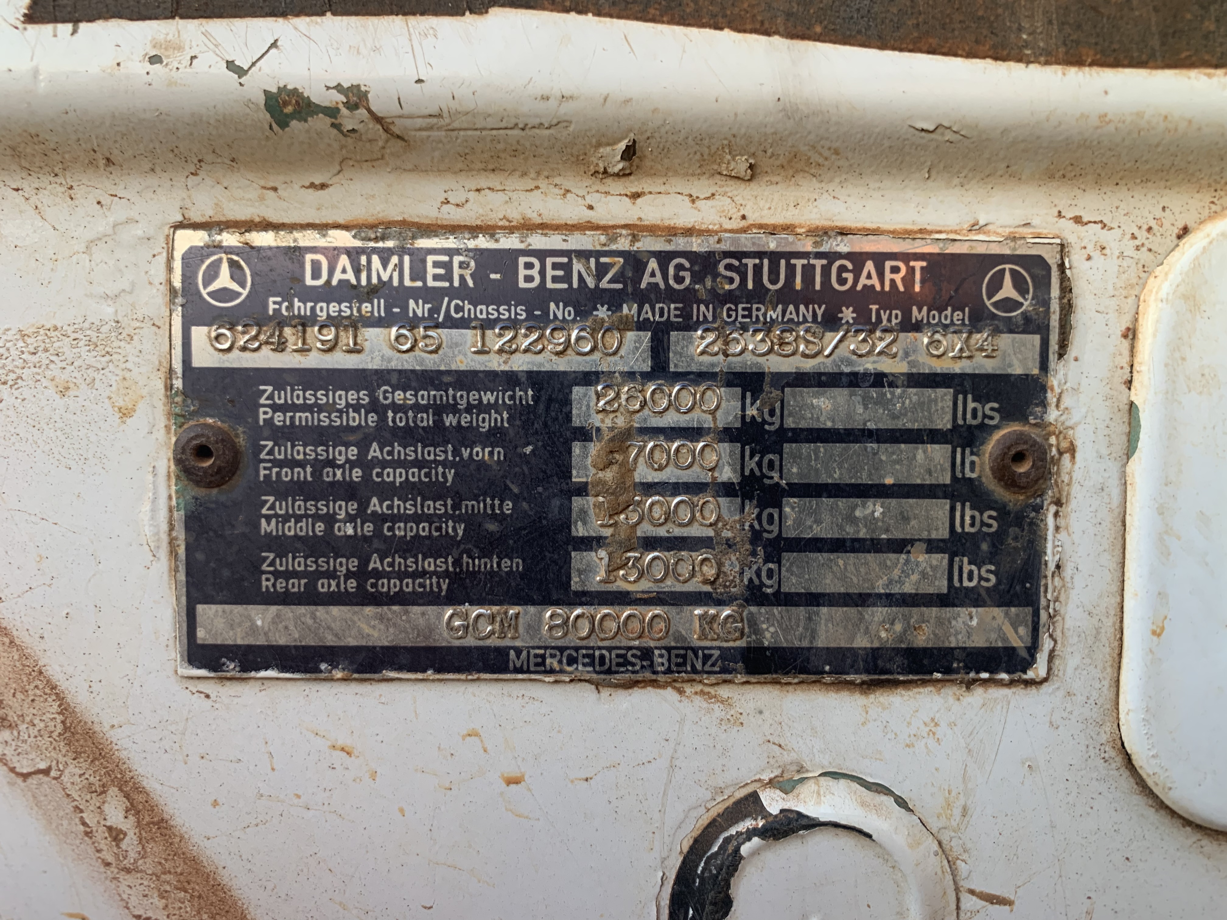 1984 MERCEDES-BENZ 2638 SK TRUCK