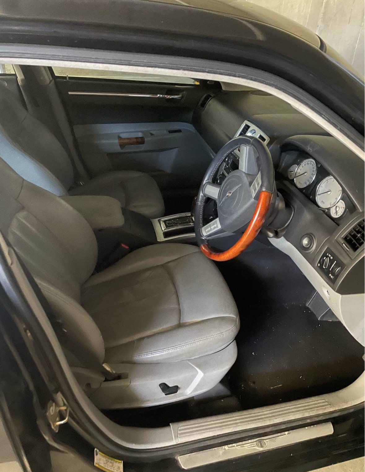 2006 CHRYSLER 300C LE 5 SP AUTOMATIC 4D SEDAN