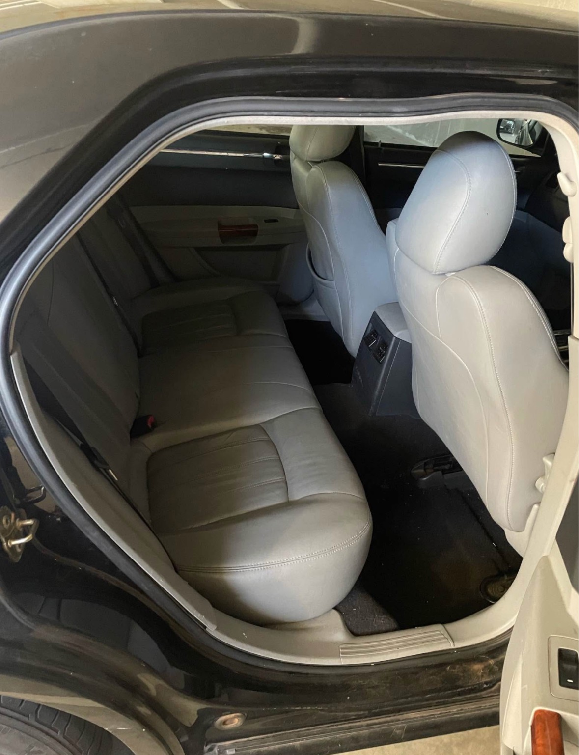 2006 CHRYSLER 300C LE 5 SP AUTOMATIC 4D SEDAN