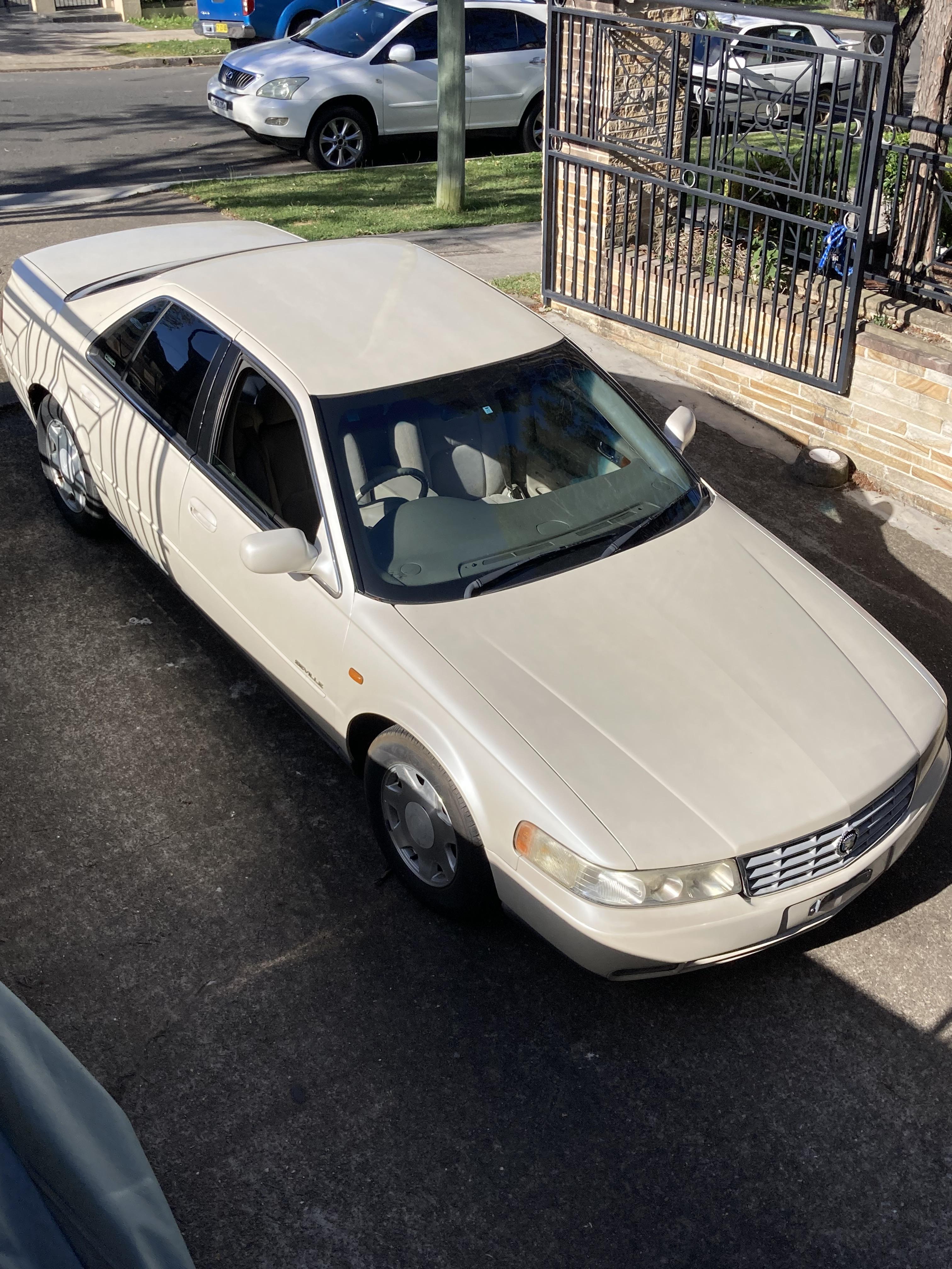 1998 CADILLAC SEVILLE STS AUTOMATIC SEDAN