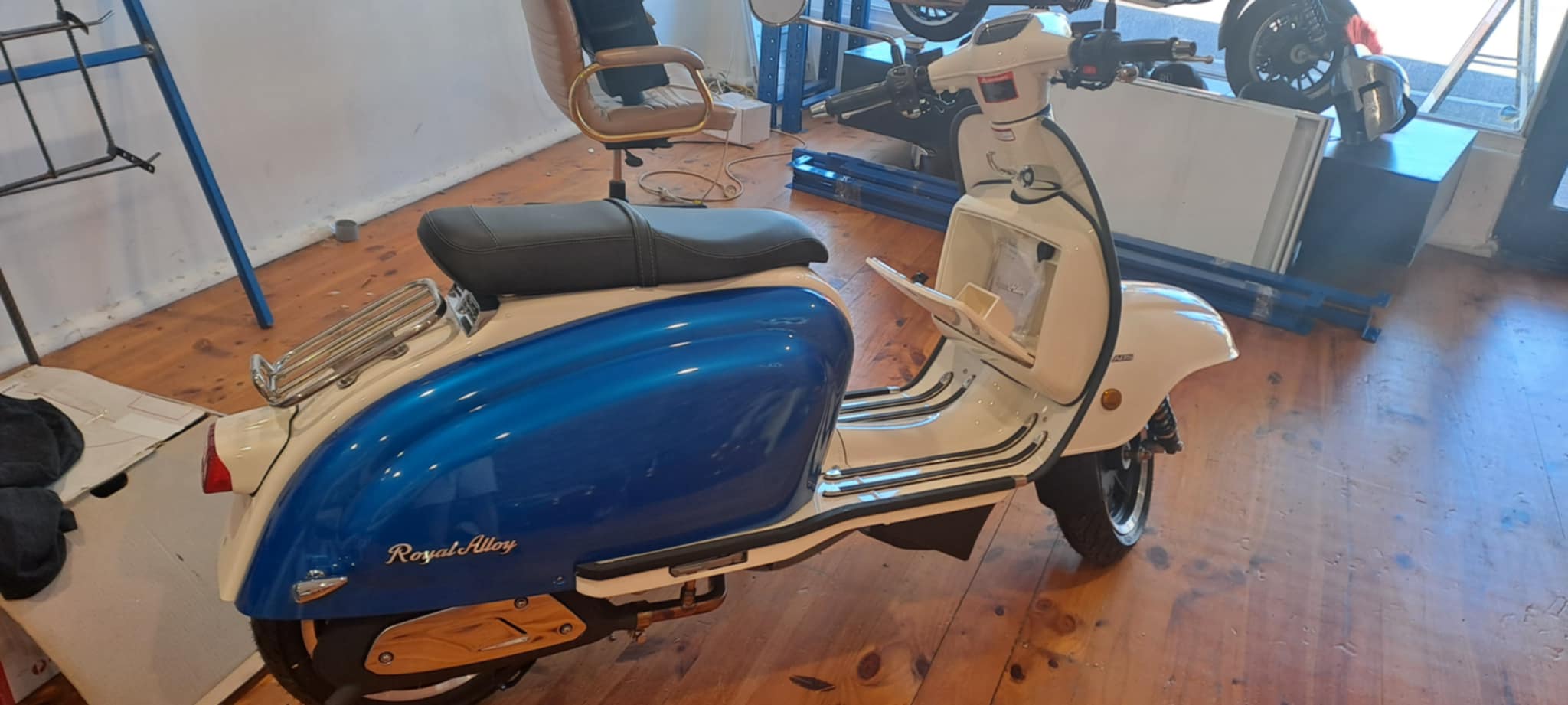 2024 ROYAL ALLOY TG 300 S SCOOTER