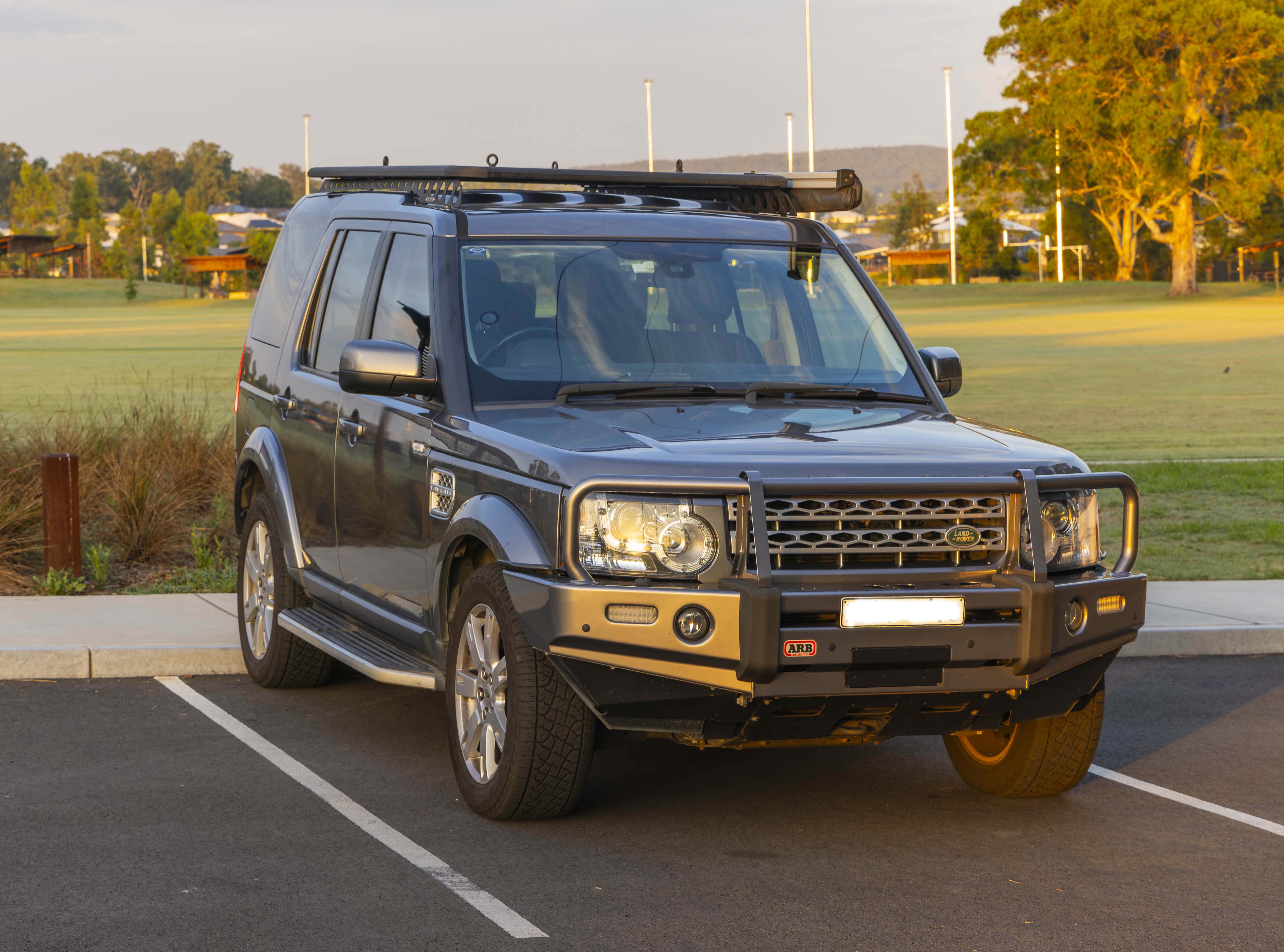 2011 LAND ROVER DISCOVERY 4 MY11 3.0 SDV6 SE 6 SP AUTOMATIC 4D WAGON