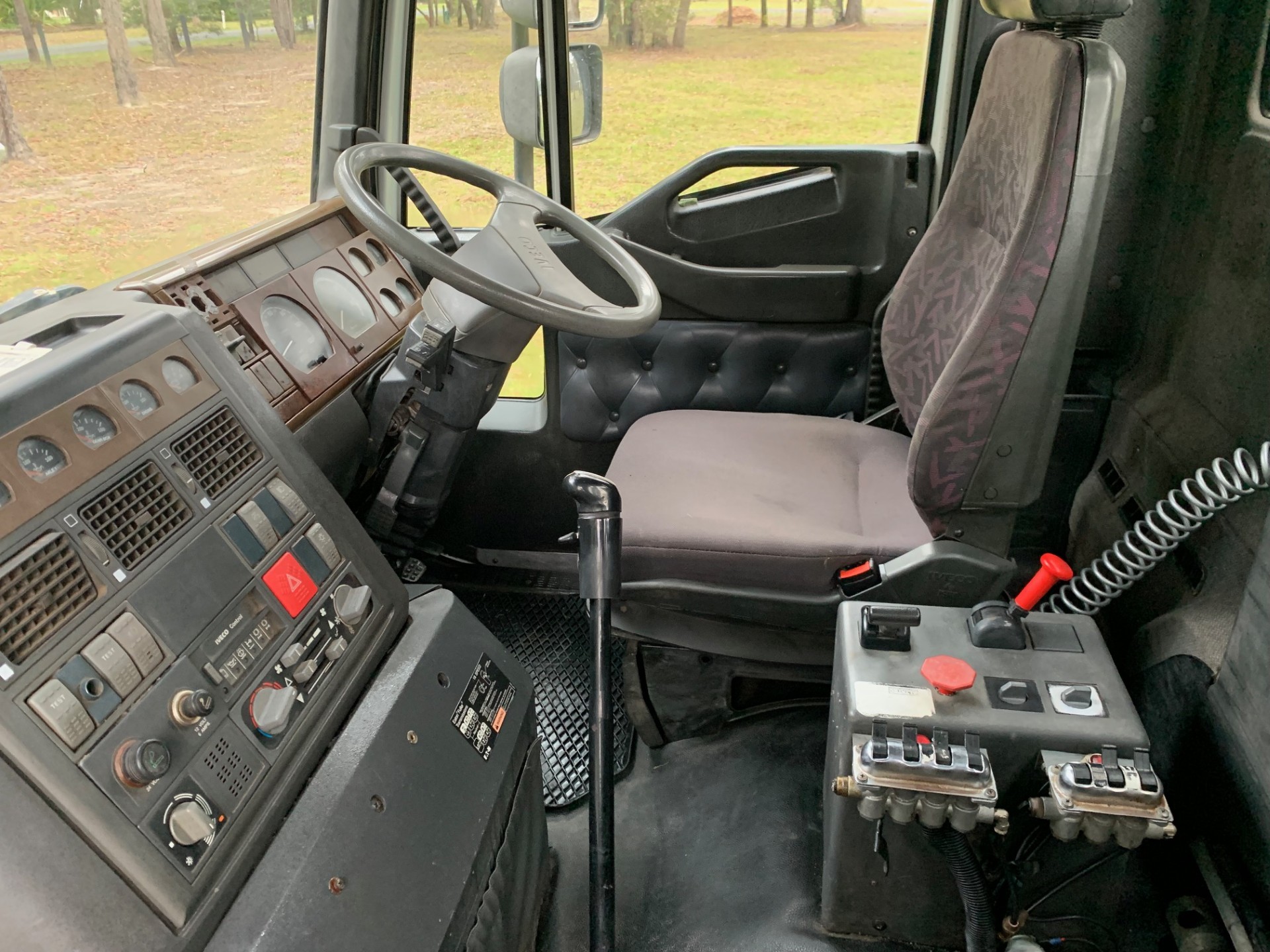 2003 IVECO POWERSTAR 6700 (6x4) 18 SP MANUAL + O/DRIVE C/CHAS