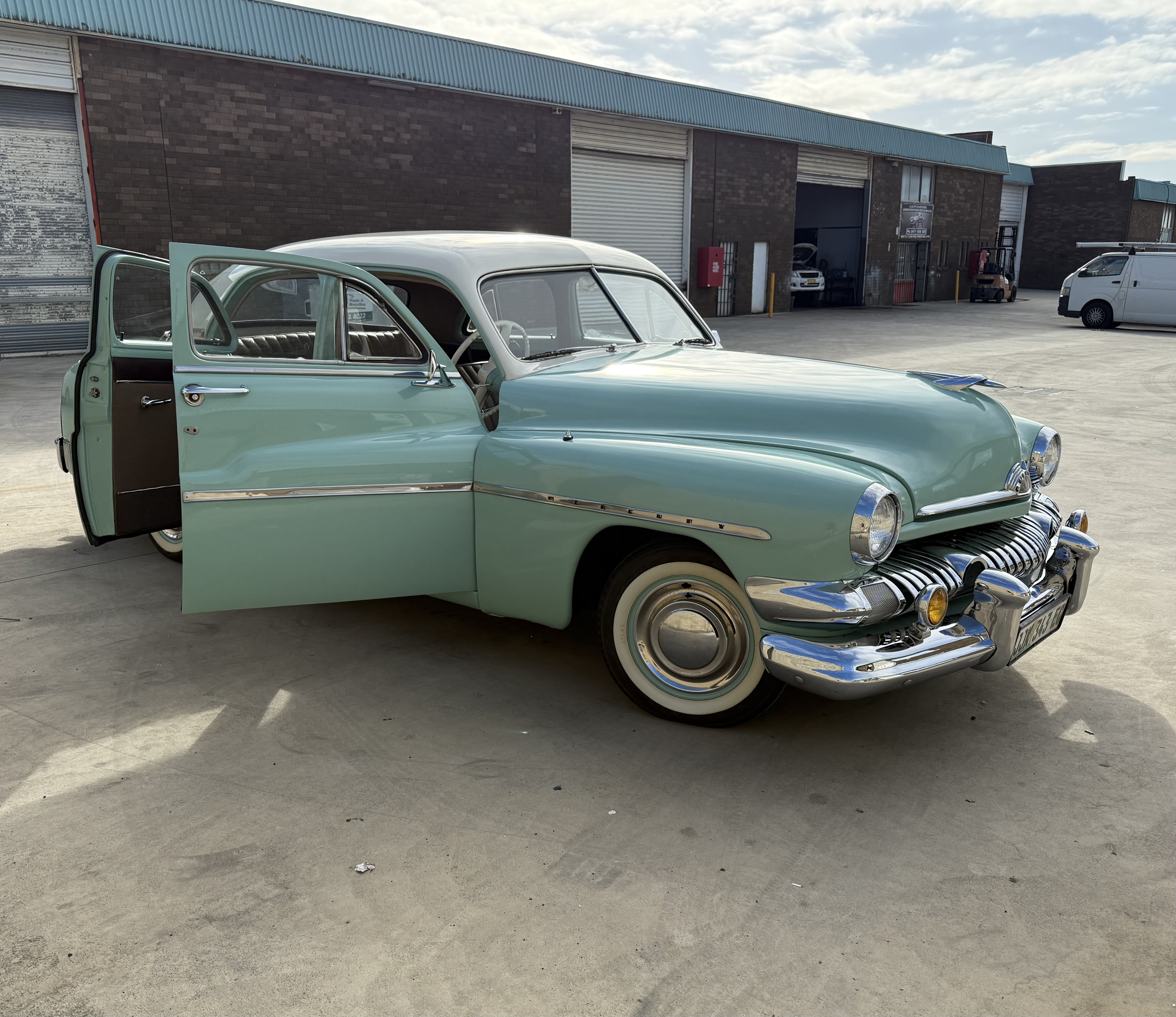 1951 MERCURY SPORTS SEDAN HOT ROD