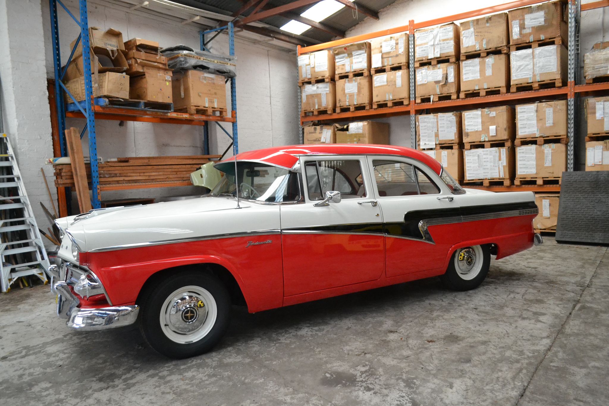 1959 FORD CUSTOMLINE SEDAN