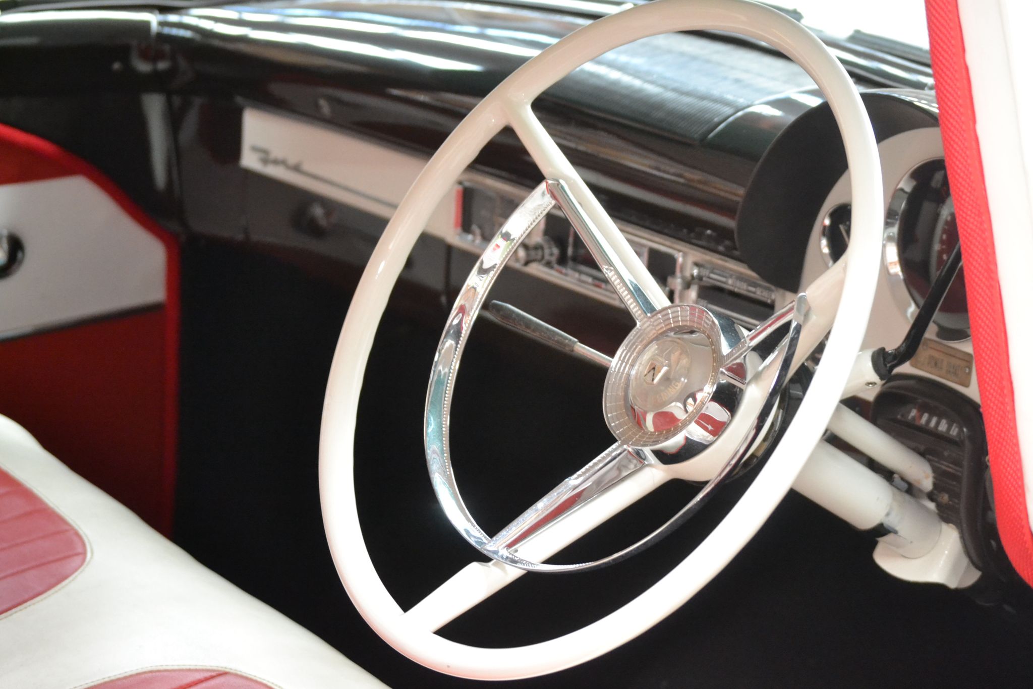 1959 FORD CUSTOMLINE SEDAN