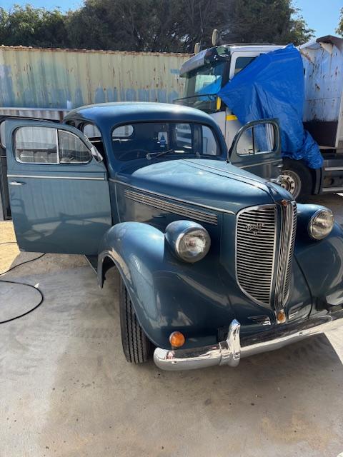 1936 DODGE 6 SEDAN