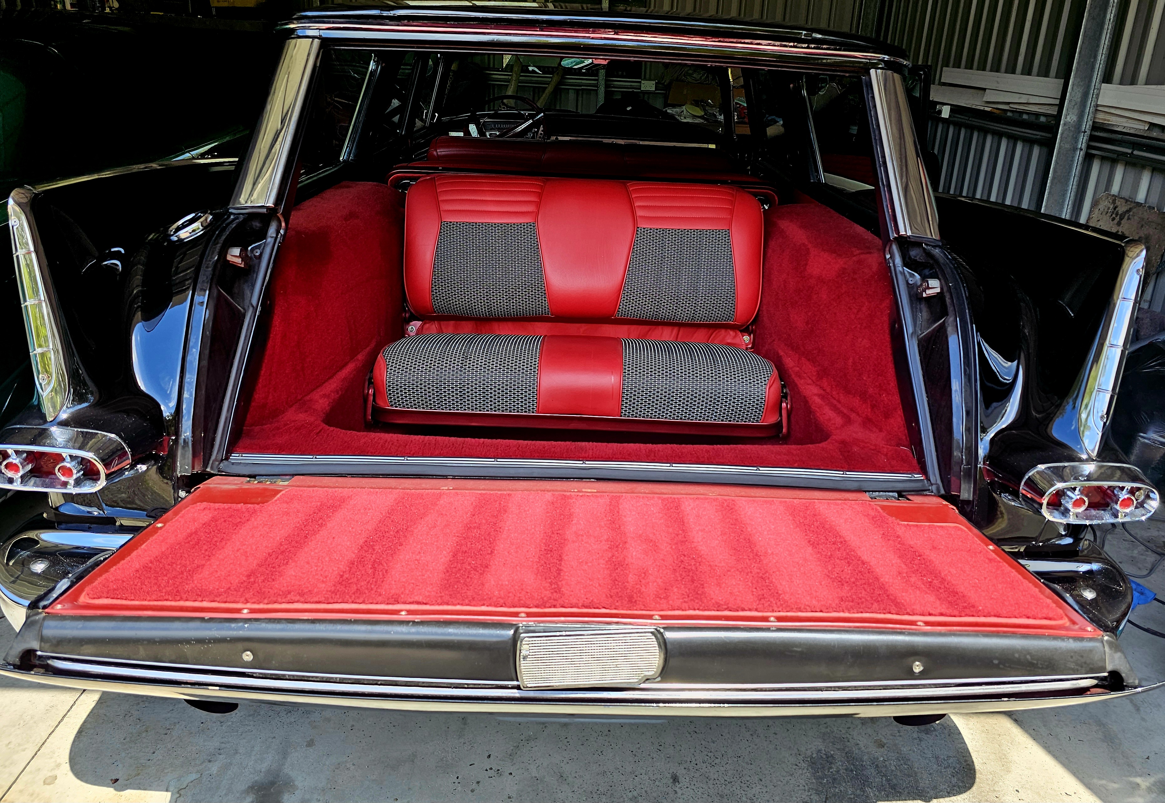 1959 PLYMOUTH SPORT SUBURBAN STATION WAGON