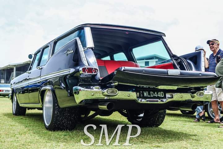 1959 PLYMOUTH SPORT SUBURBAN STATION WAGON