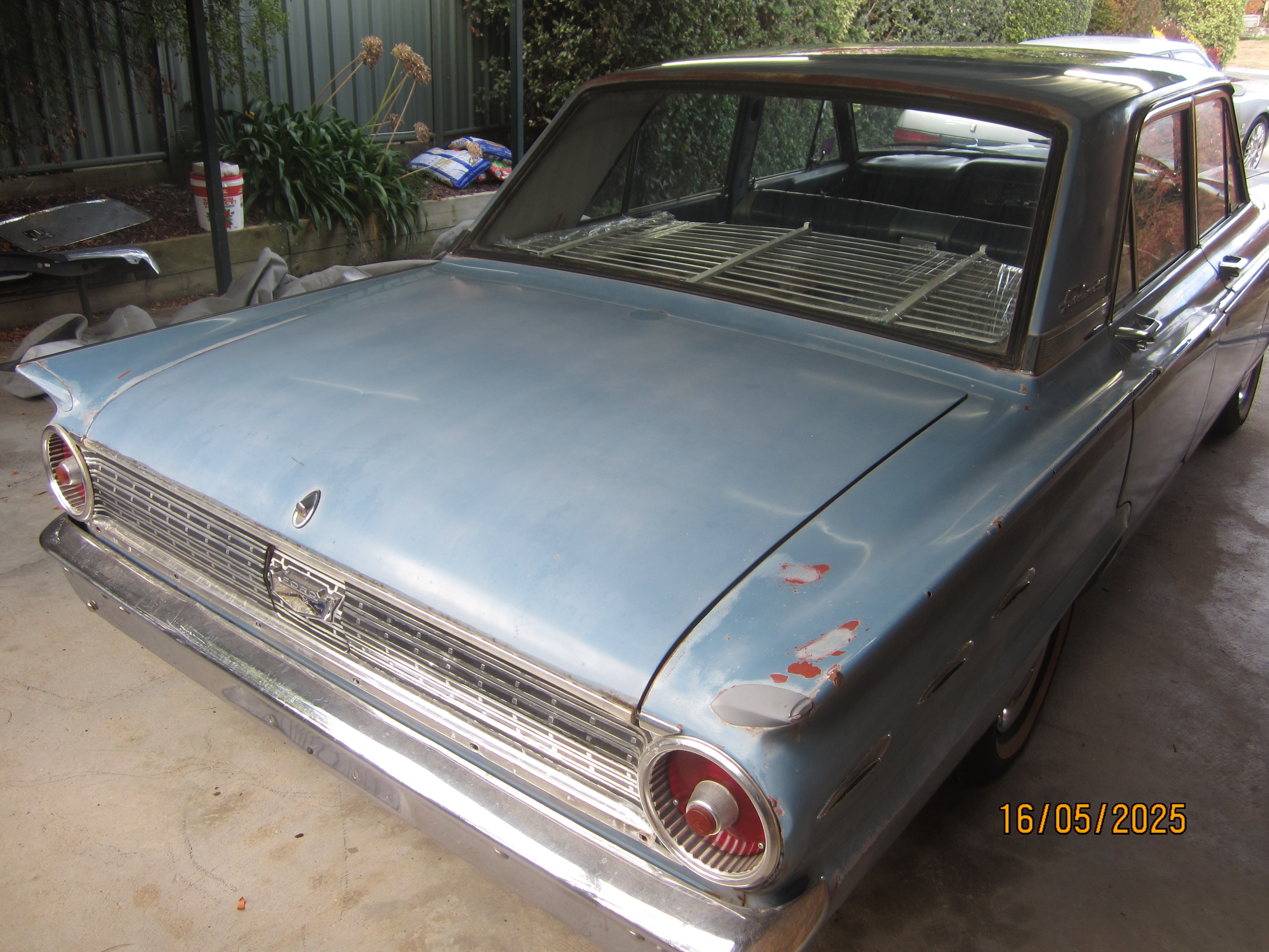1962 FORD FAIRLANE SEDAN