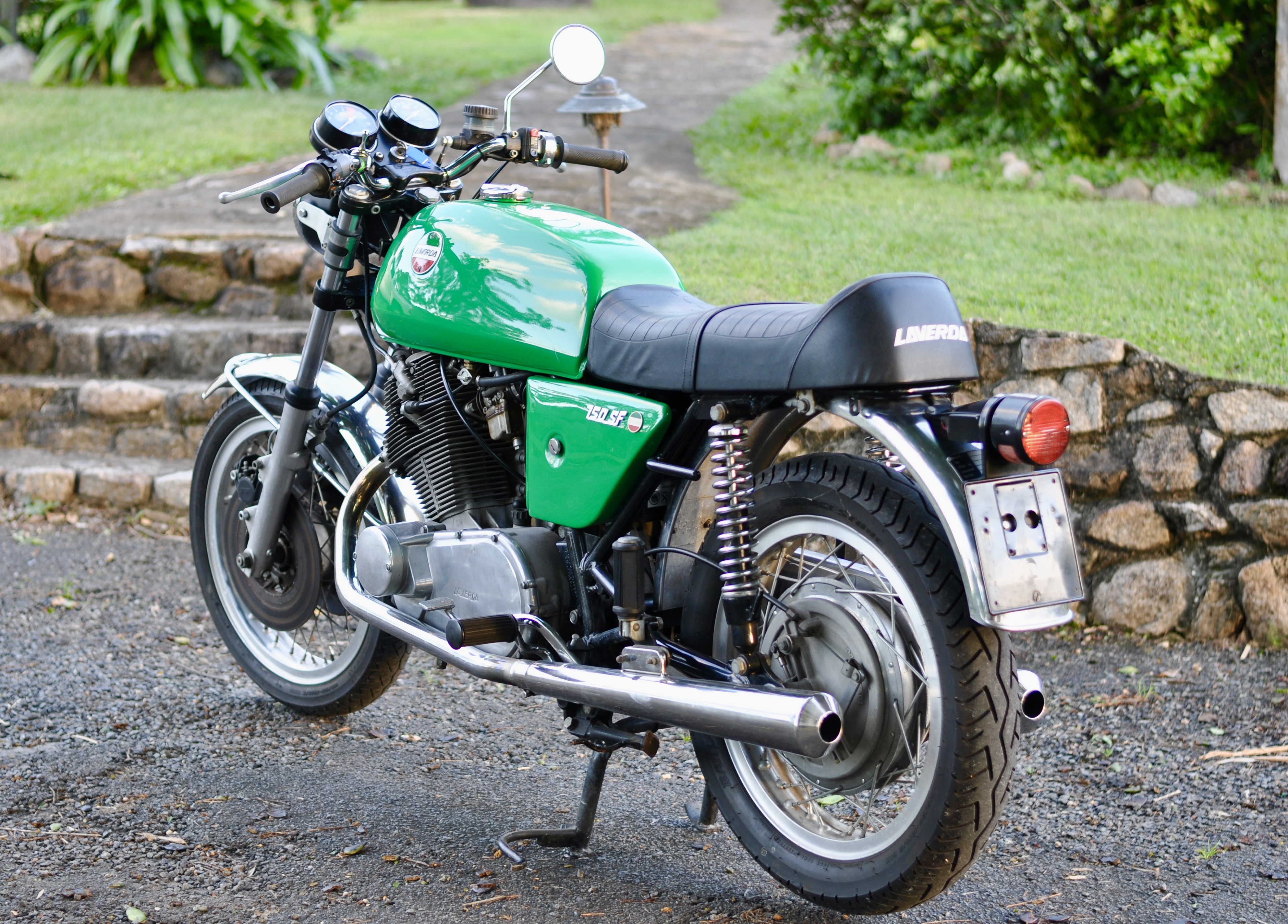 1975 LAVERDA ROAD