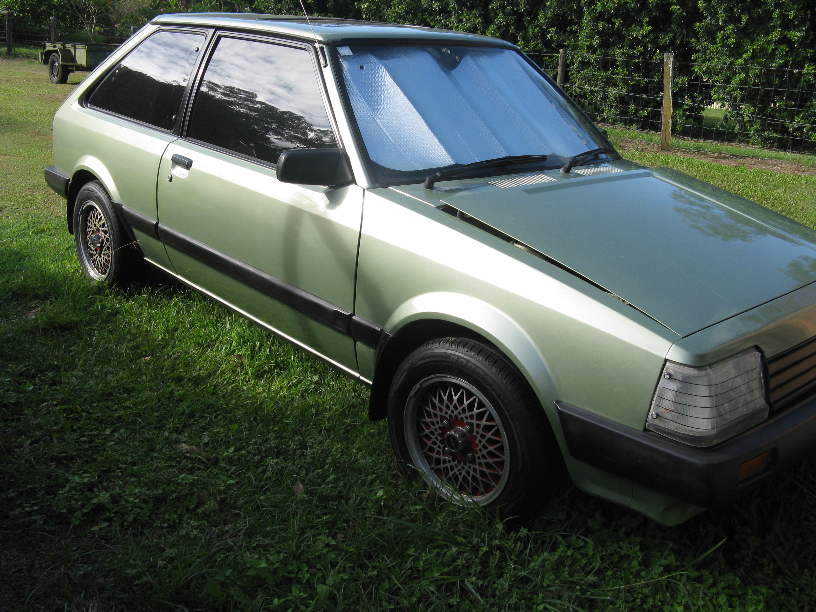 1982 MAZDA 323 SS 5 SP MANUAL 3D HATCHBACK 