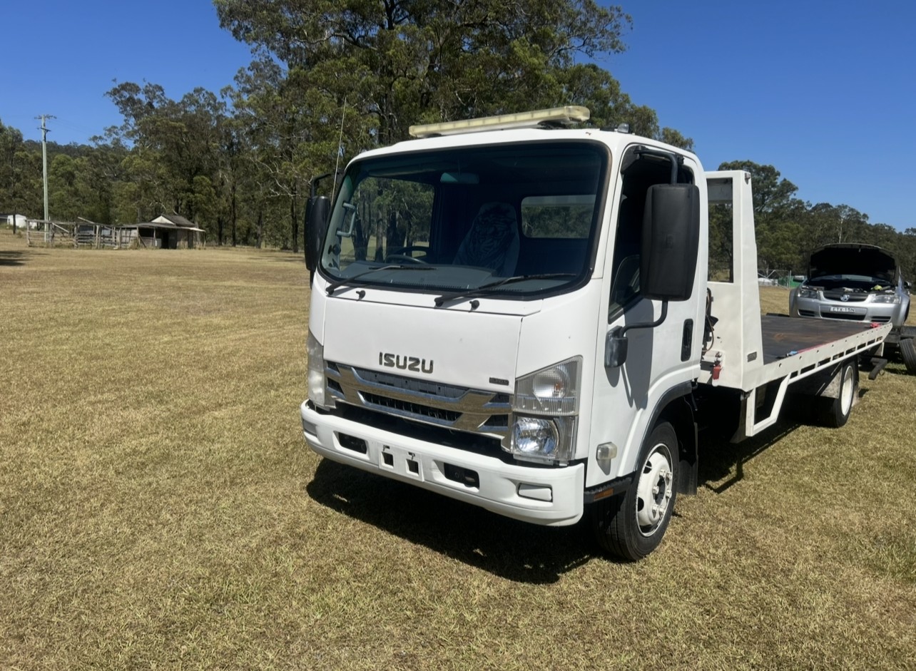 2012 ISUZU NQR NH 450 TILT SLIDE TRAY