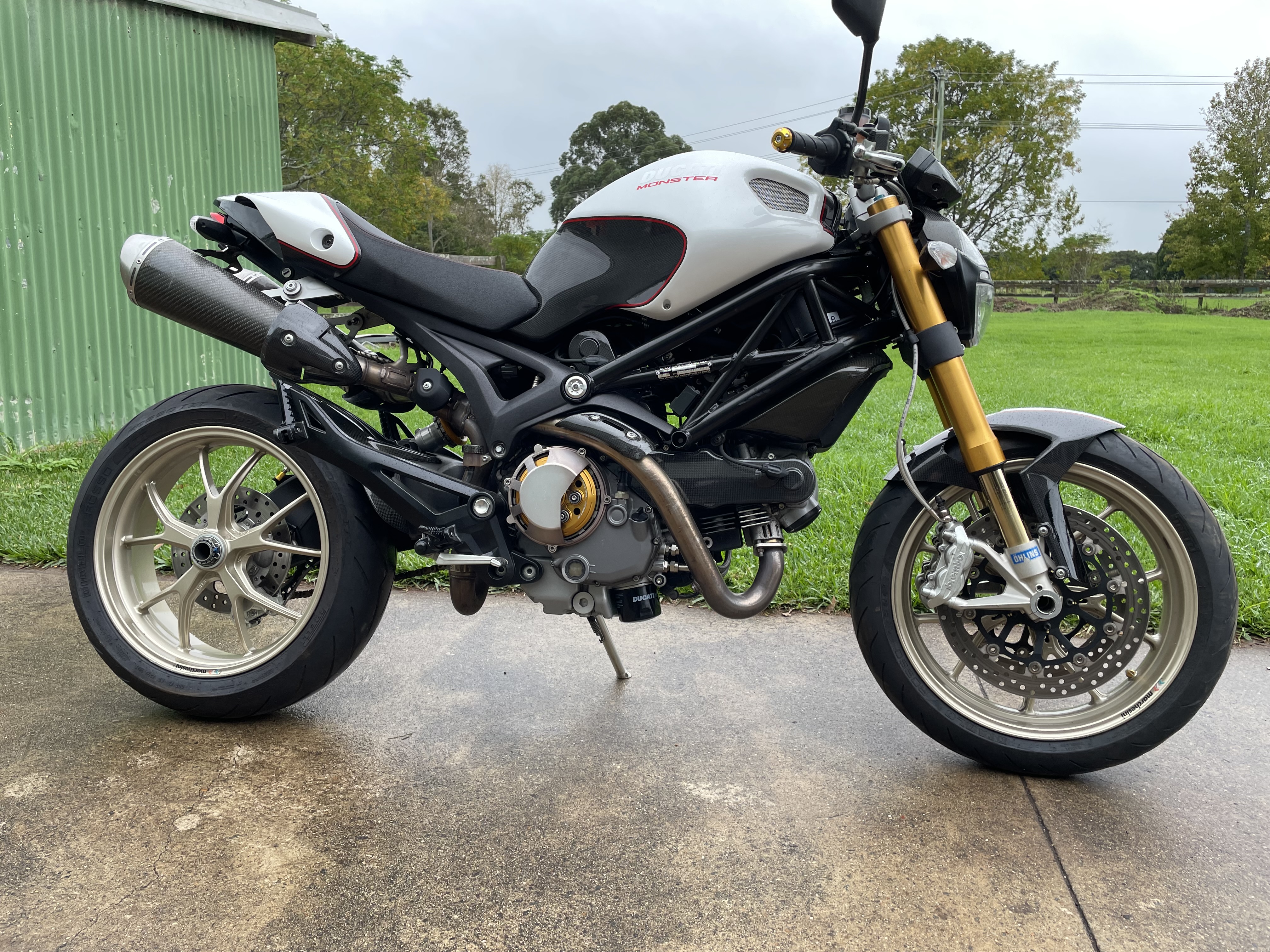 2009 DUCATI MONSTER 1100 S ROAD
