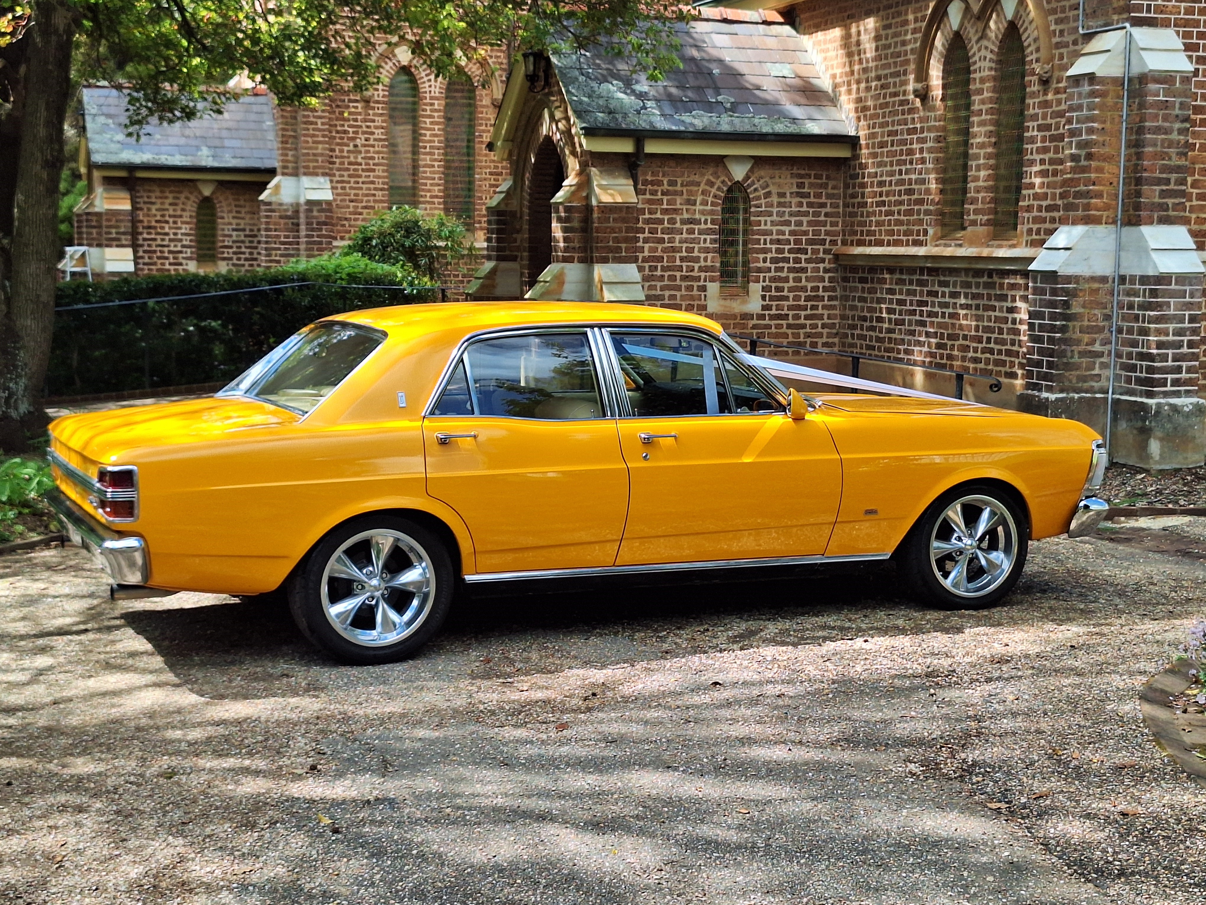 1970 FORD FAIRMONT XY SEDAN