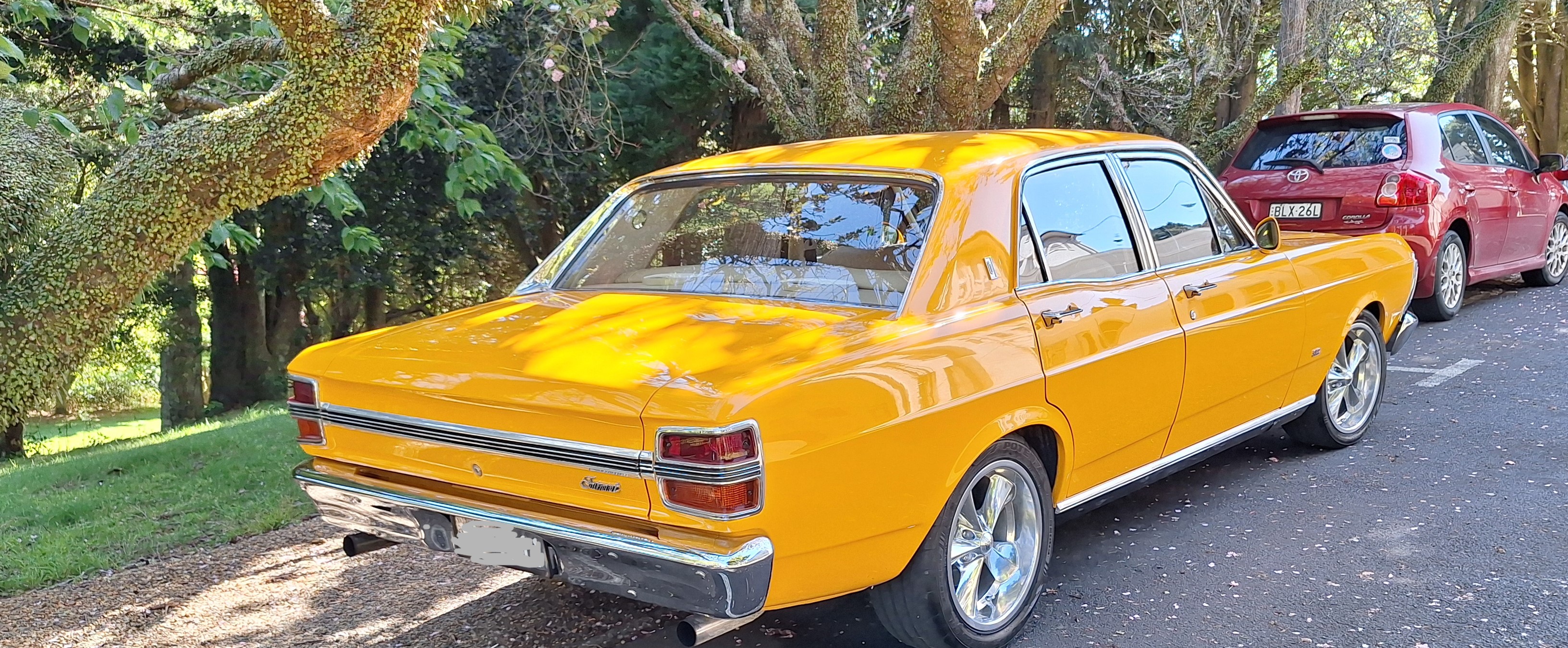 1970 FORD FAIRMONT XY SEDAN