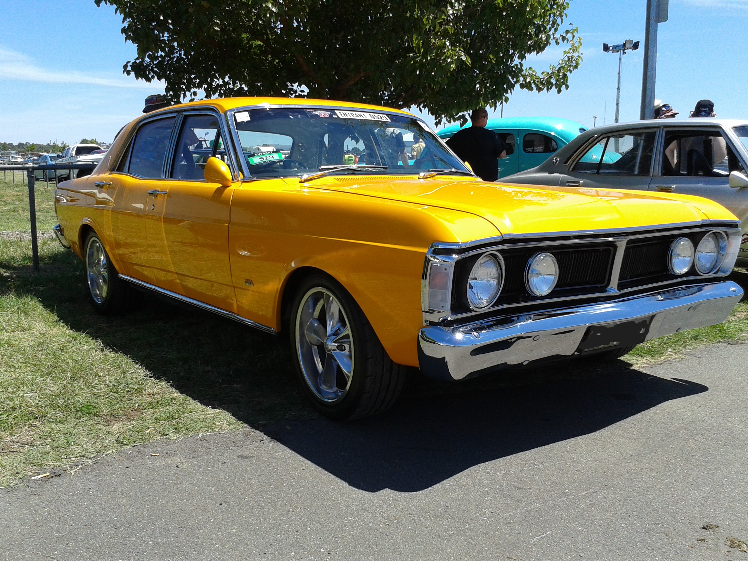 1970 FORD FAIRMONT XY SEDAN