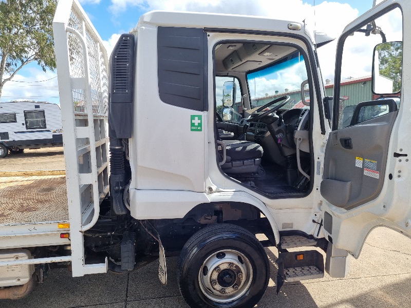 2014 NISSAN UD MK SERIES TRAY TRUCK