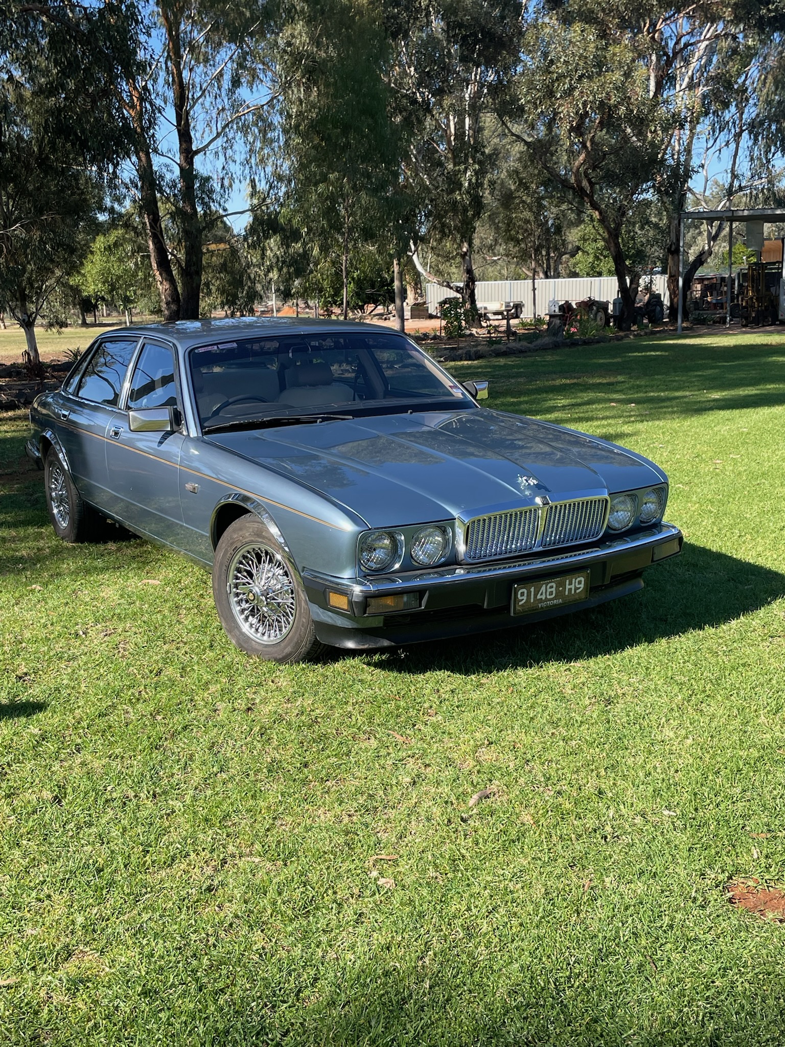 1988 JAGUAR XJ6 SEDAN