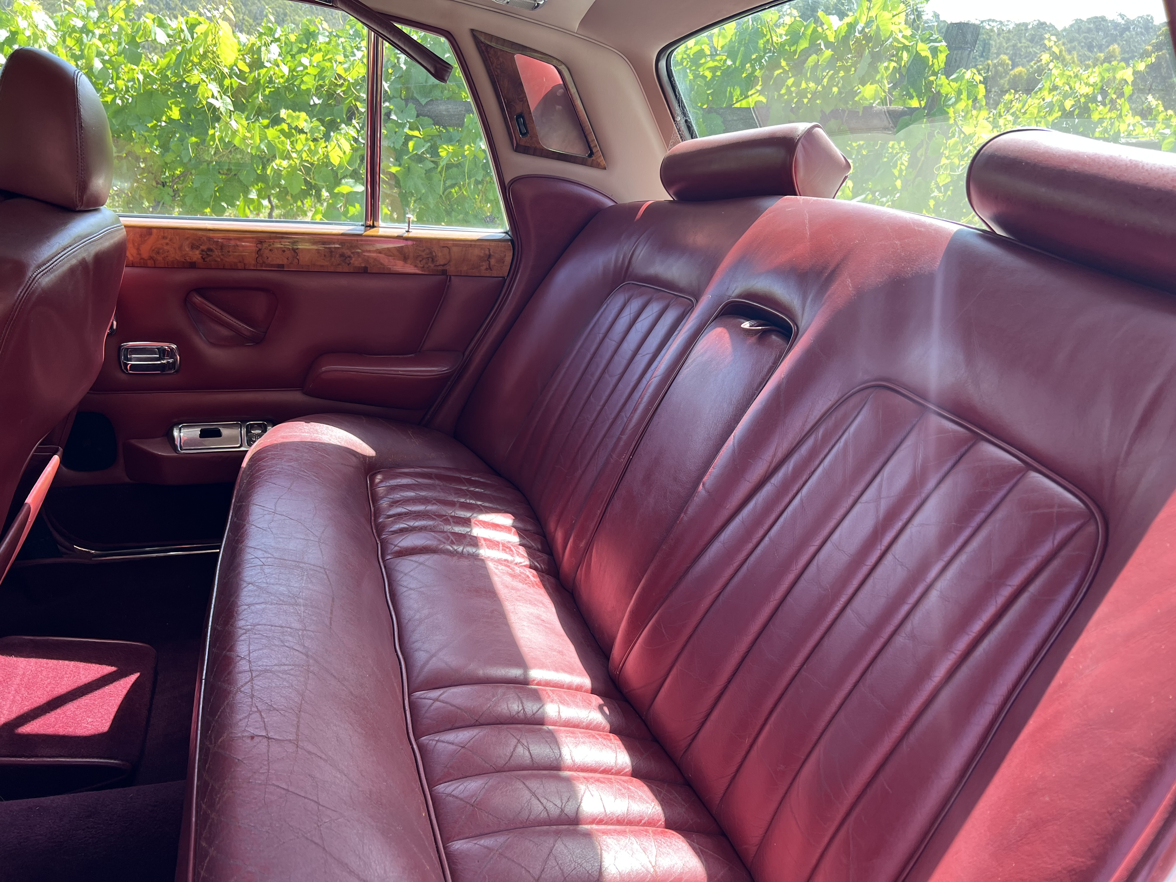 1970 ROLLS-ROYCE SILVER SHADOW 4D SEDAN
