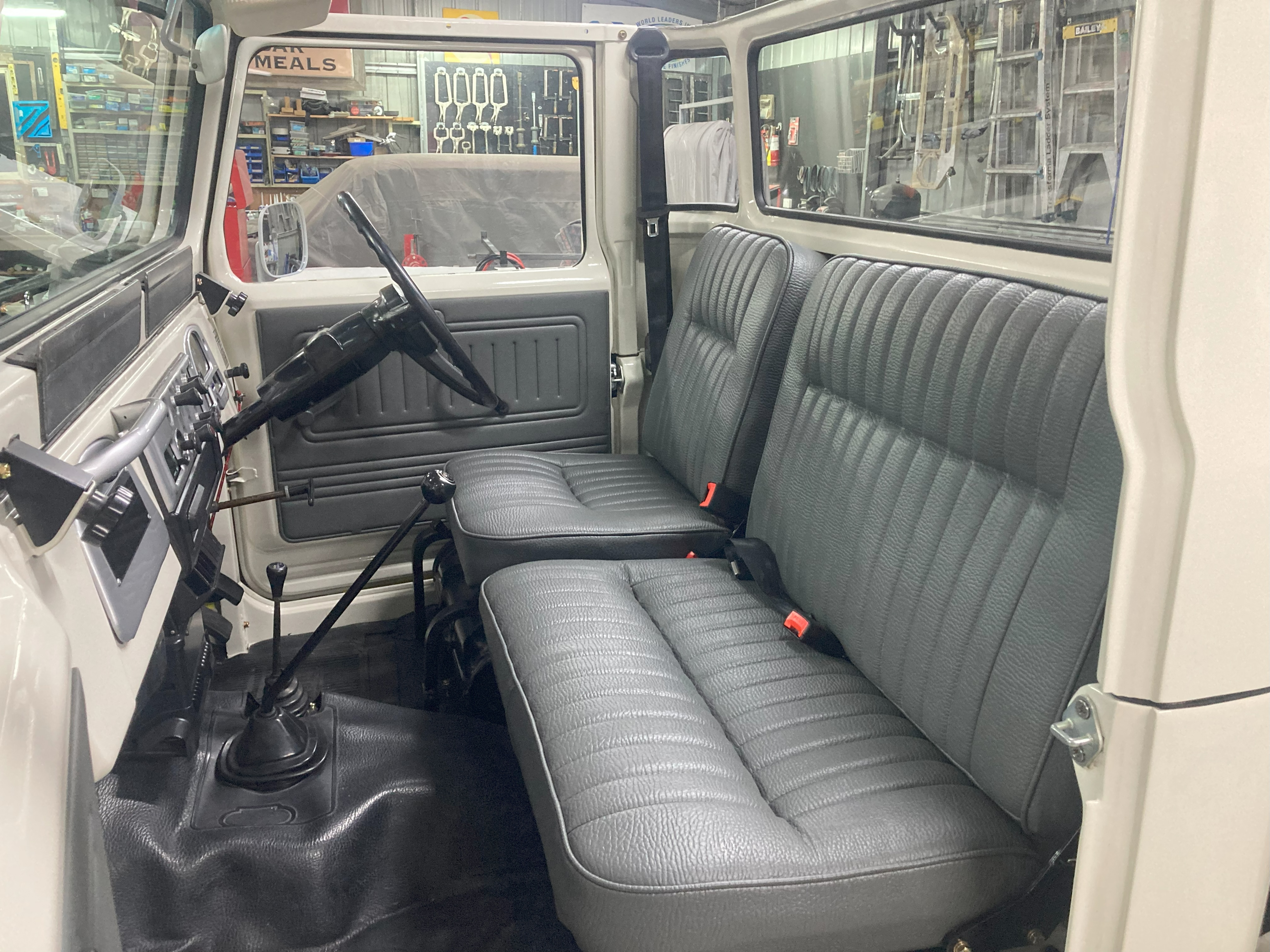 1969 TOYOTA LANDCRUSIER FJ45 3 SPD MANUAL CAB CHASSIS