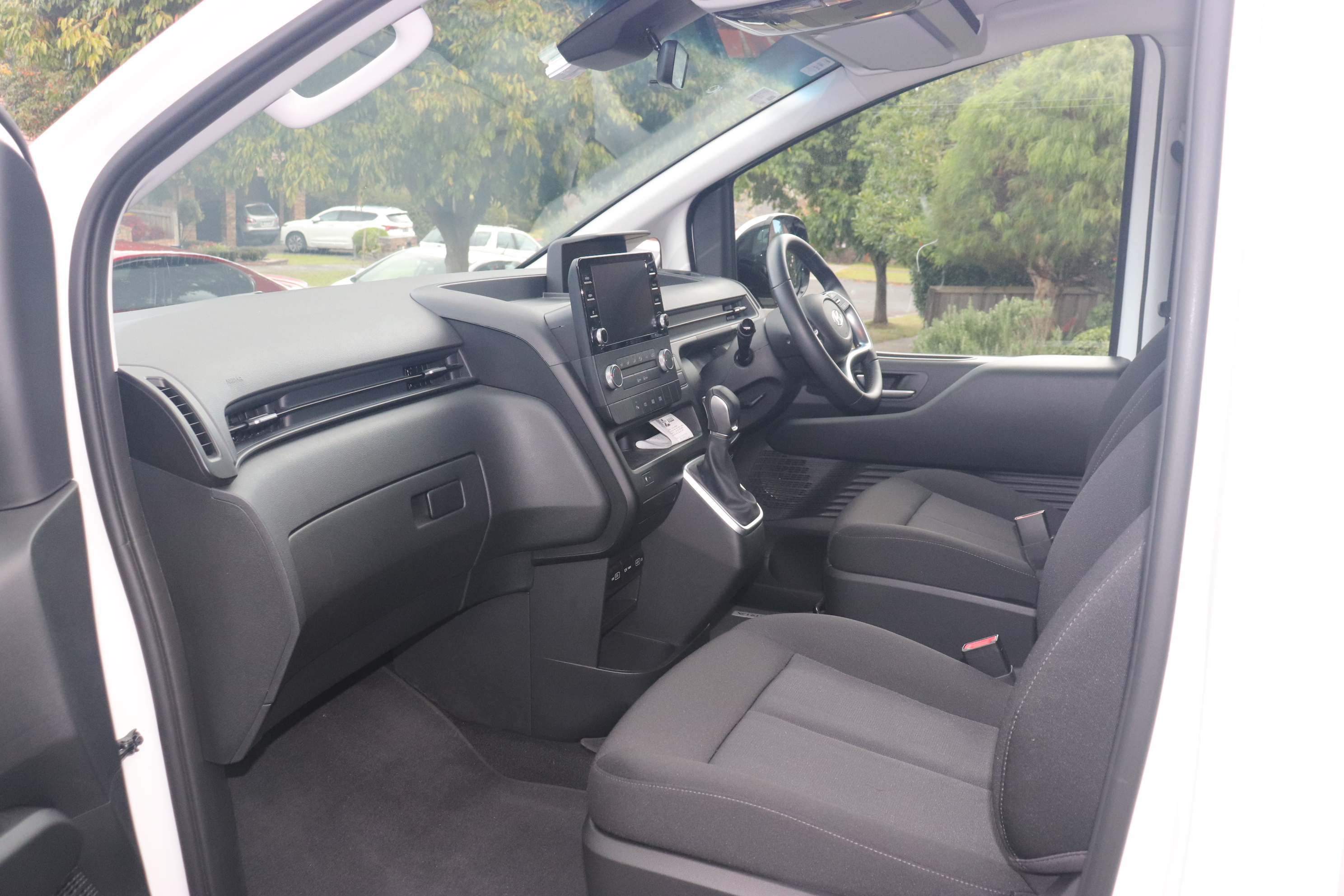 2024 HYUNDAI STARIA US4.V2 MY24 LOAD 2S 2.2D LIFTBACK 8 SP AUTOMATIC SEQUENTIAL 5D VAN 