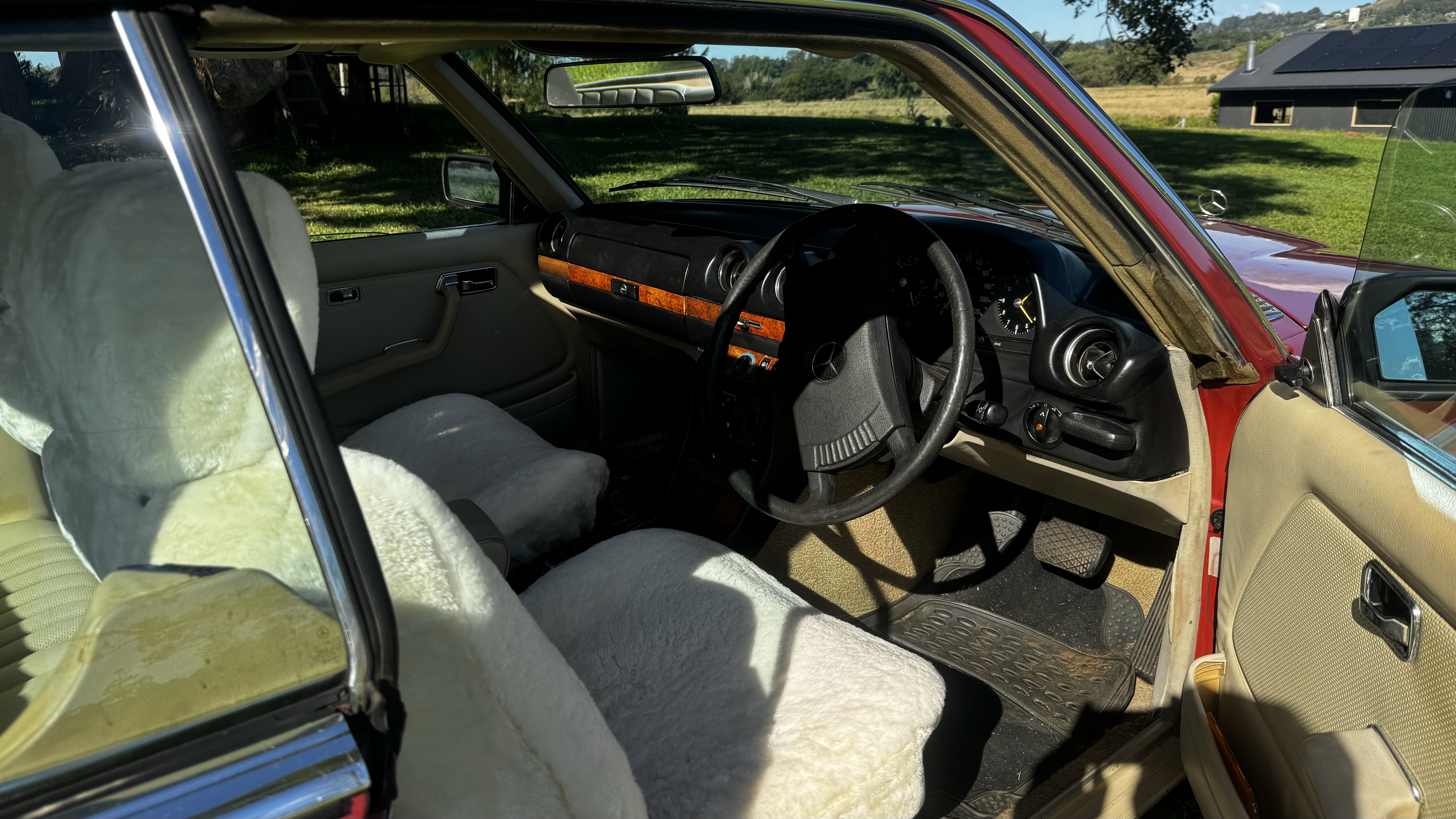 1978 MERCEDES-BENZ 280 W123 CE 4 SP AUTOMATIC 2D COUPE
