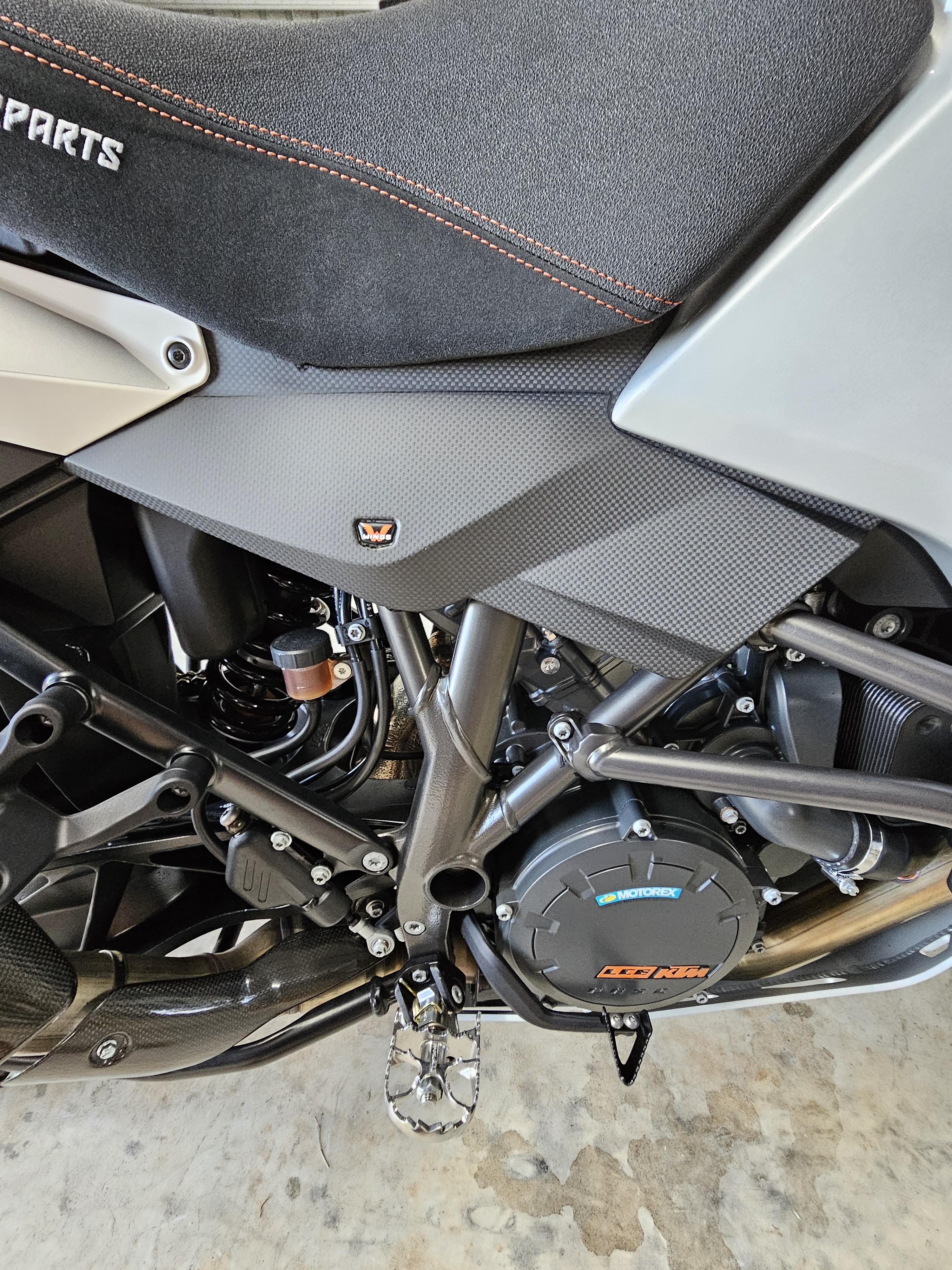 2016 KTM 1290 SUPER ADVENTURE DUAL SPORTS 