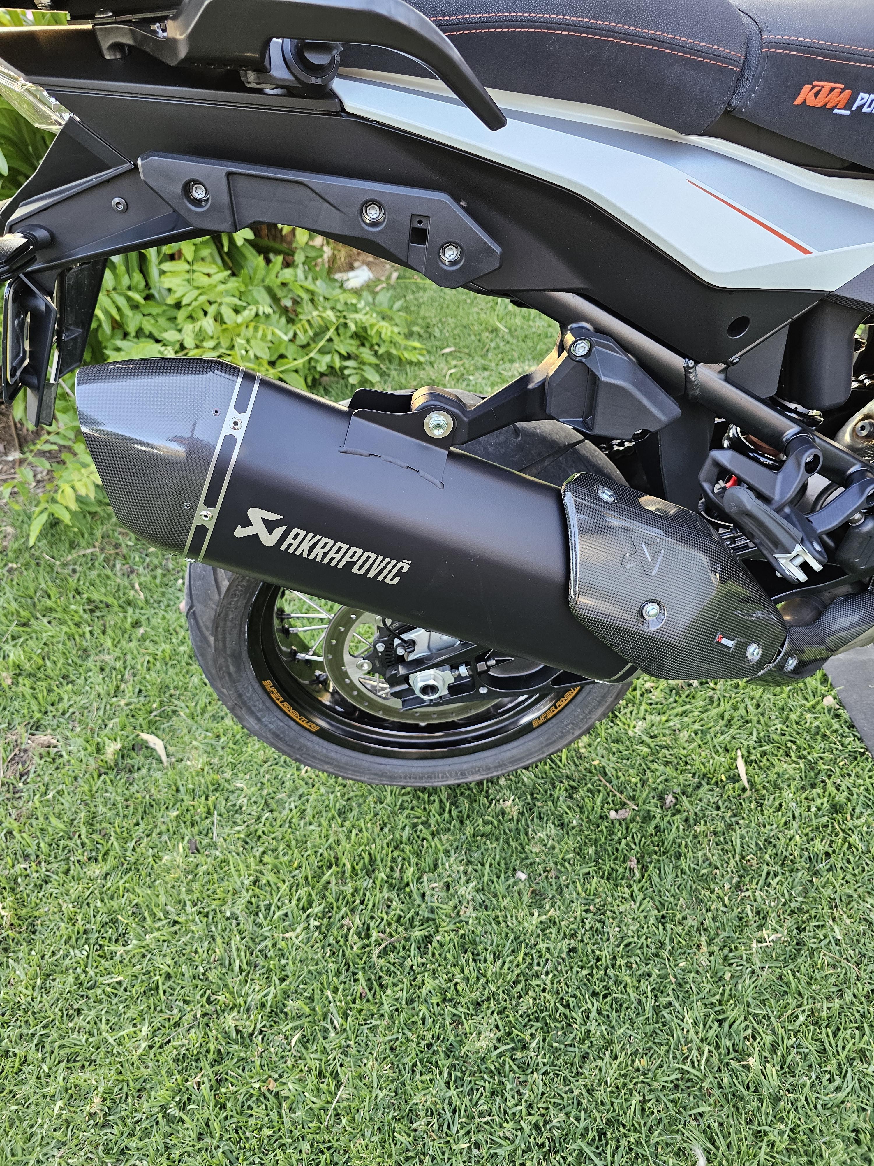 2016 KTM 1290 SUPER ADVENTURE DUAL SPORTS 