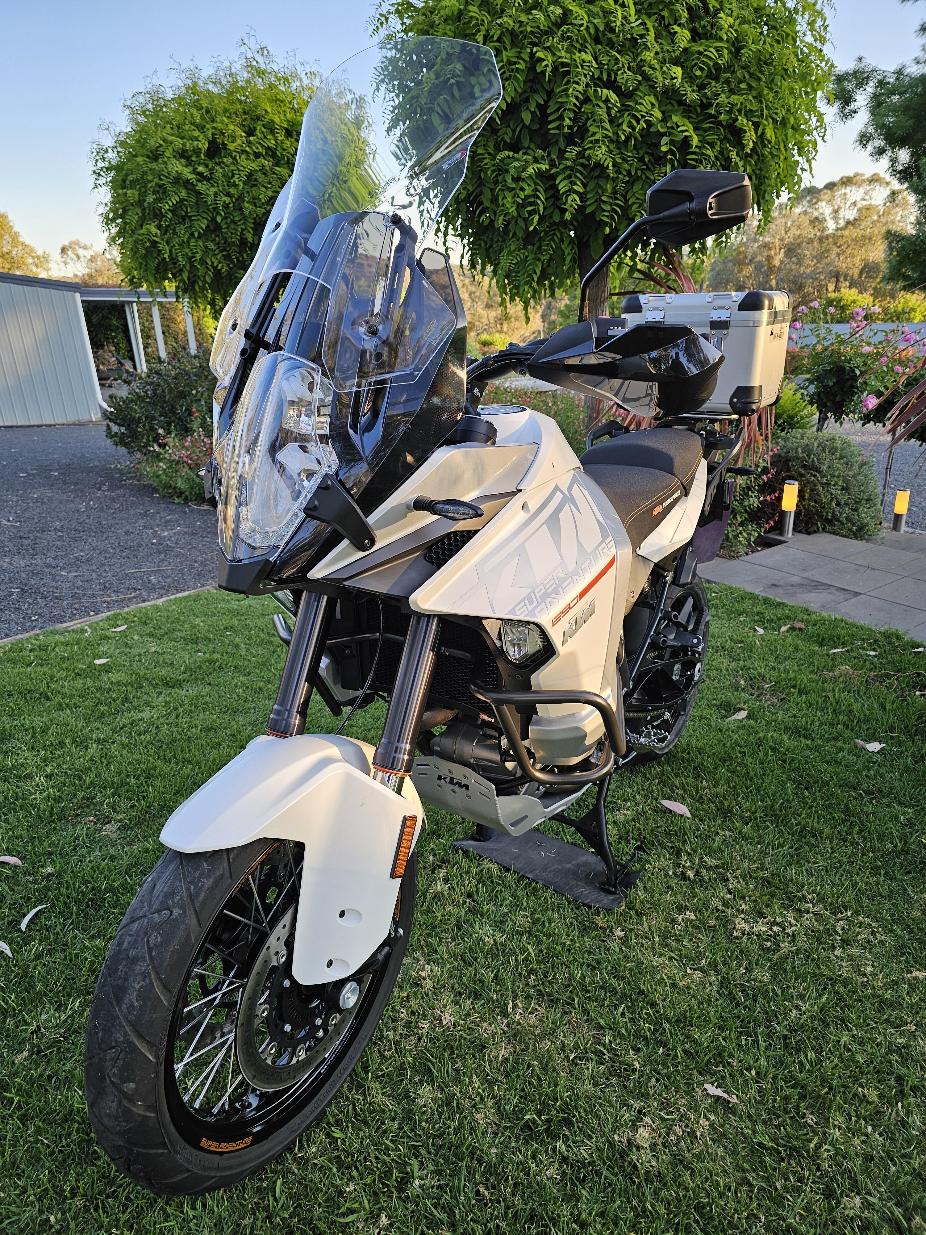 2016 KTM 1290 SUPER ADVENTURE DUAL SPORTS 