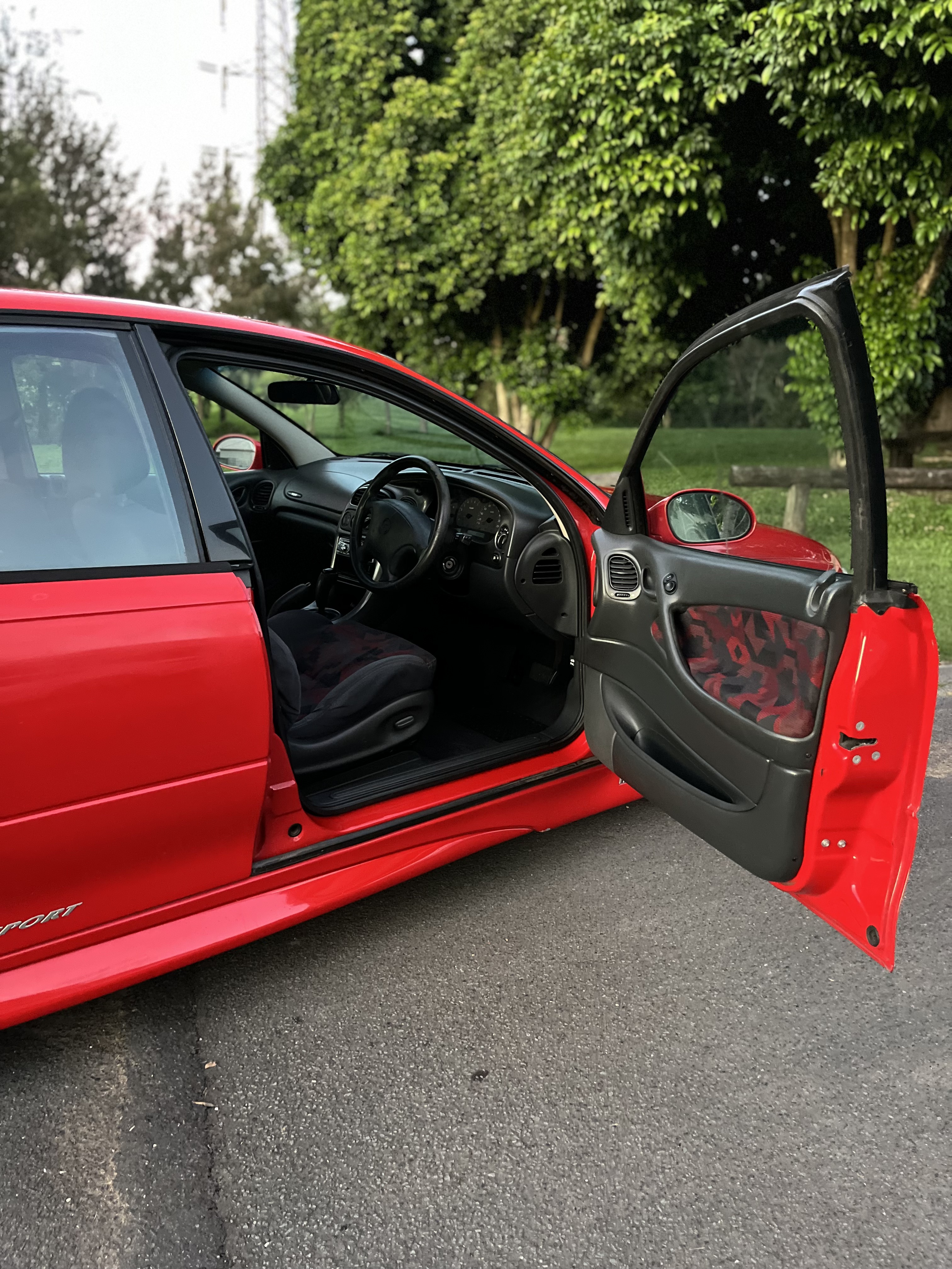 2000 HSV CLUBSPORT VTII 4 SP AUTOMATIC 4D SEDAN