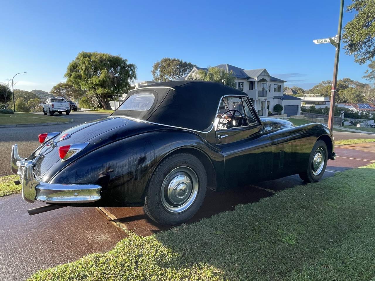 1955 JAGUAR XK140 DHC CONVERTIBLE