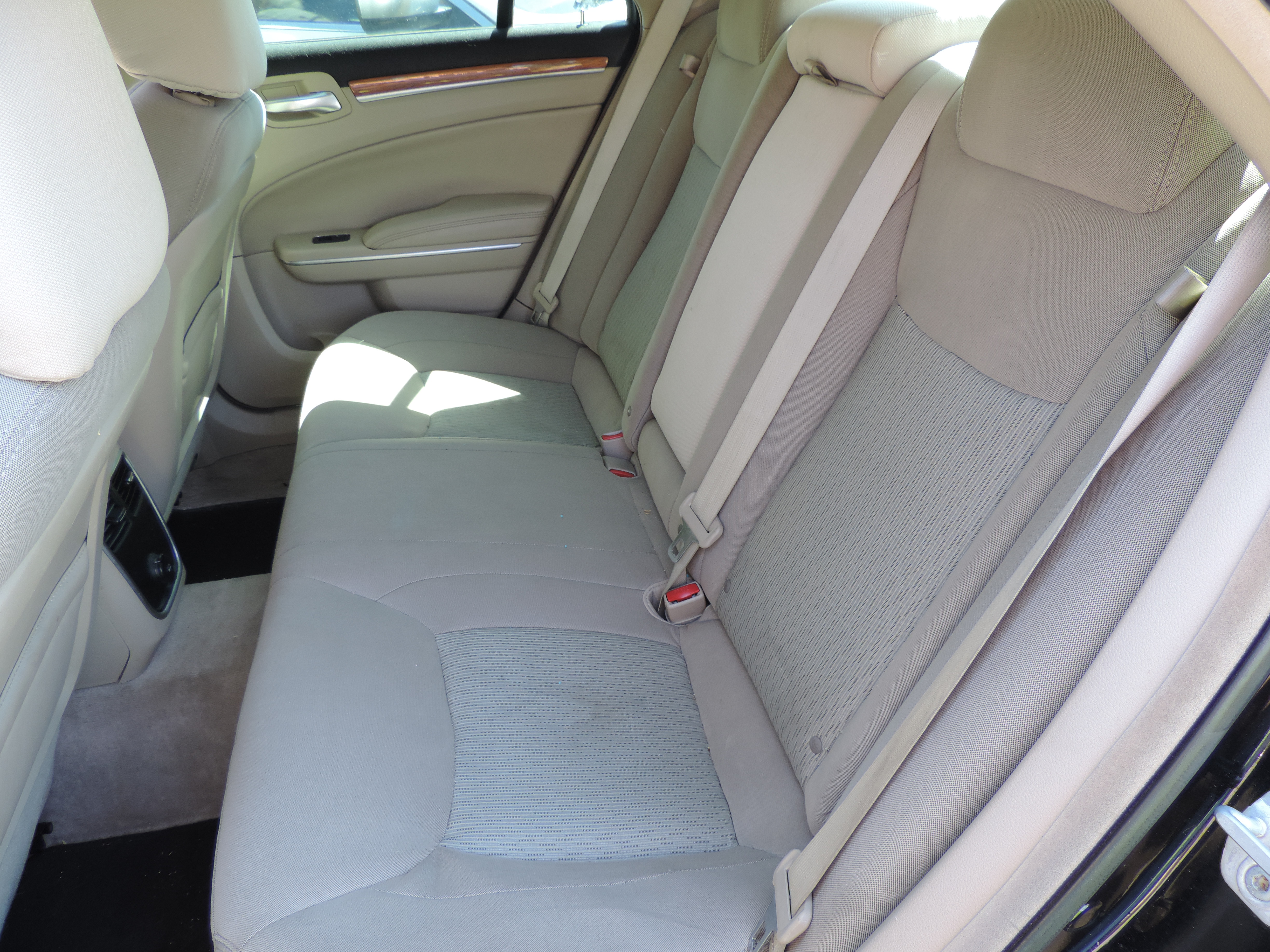 2012 CHRYSLER 300 LX C SERIES SEDAN 192,905kms