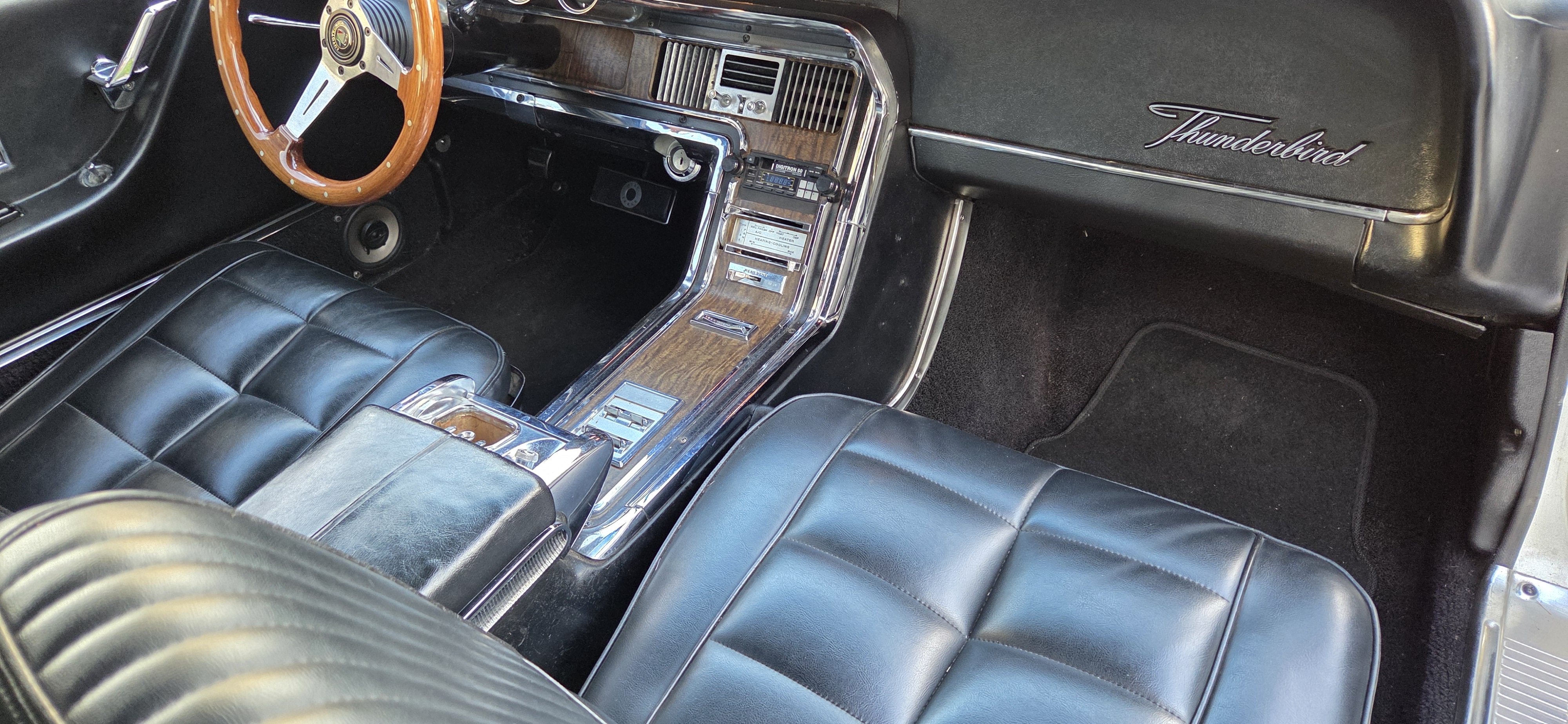 1966 FORD THUNDERBIRD LANDAU AUTOMATIC COUPE