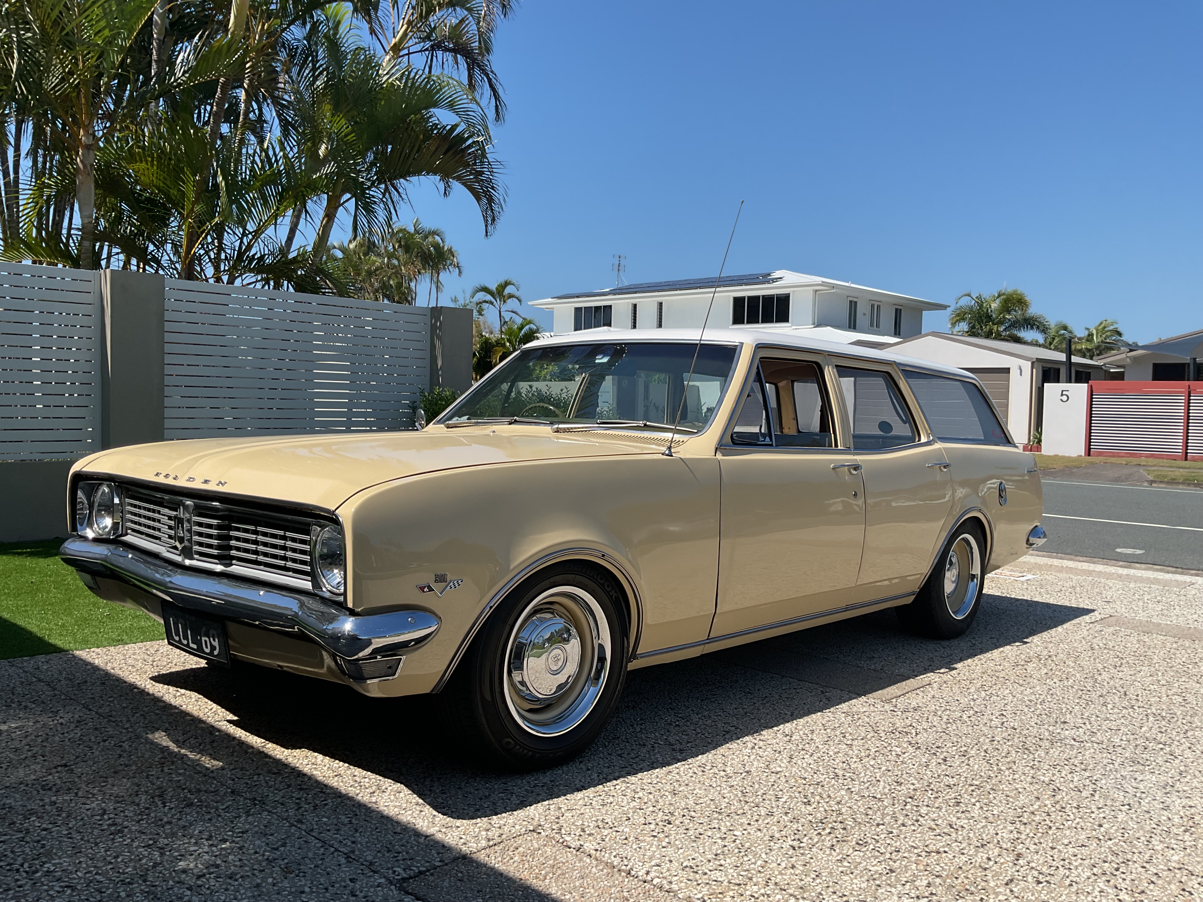 1970 HOLDEN KINGSWOOD HT WAGON