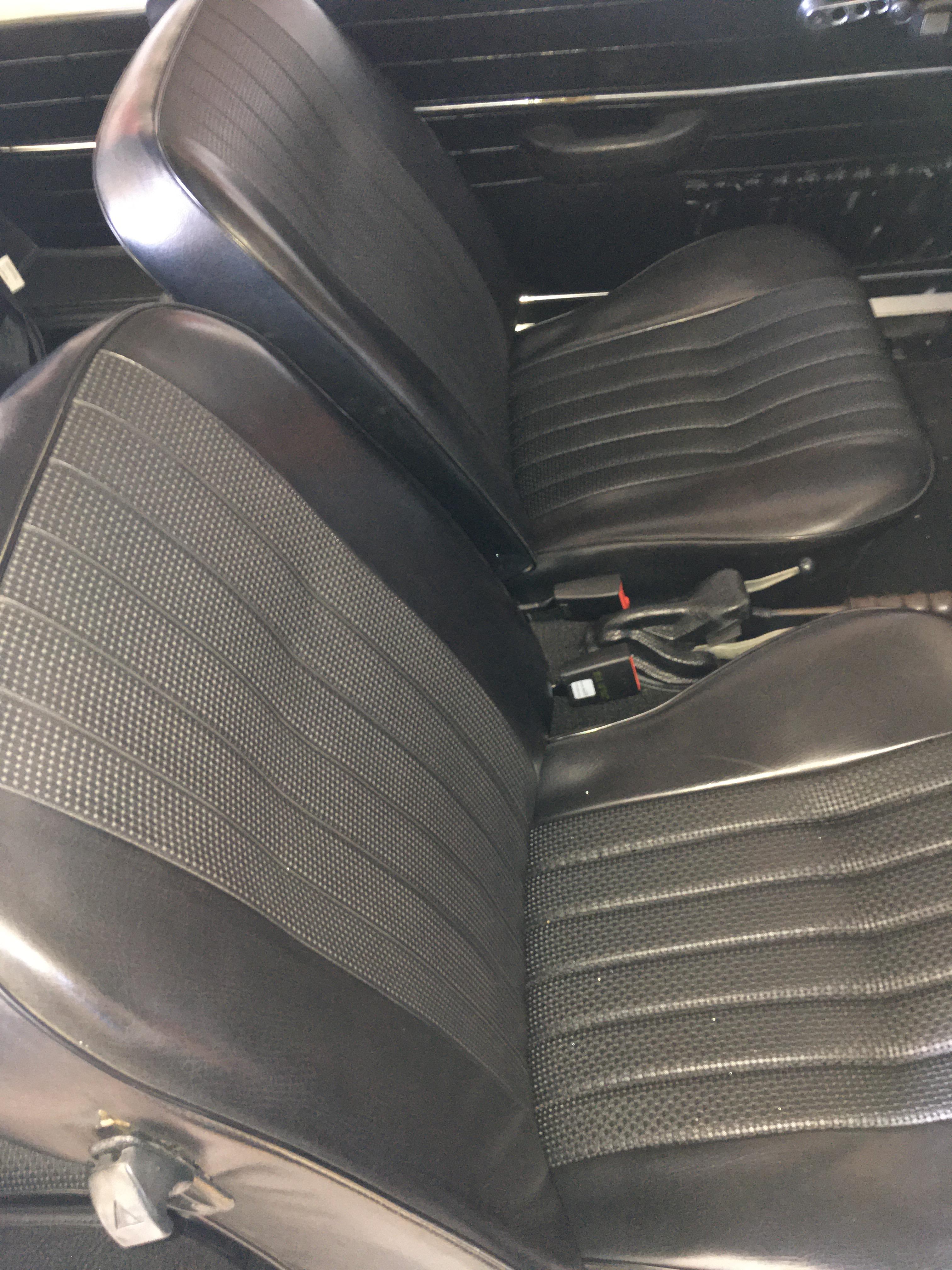 1970 VOLKSWAGEN KARMANN GHIA 4 SP MANUAL 2D COUPE