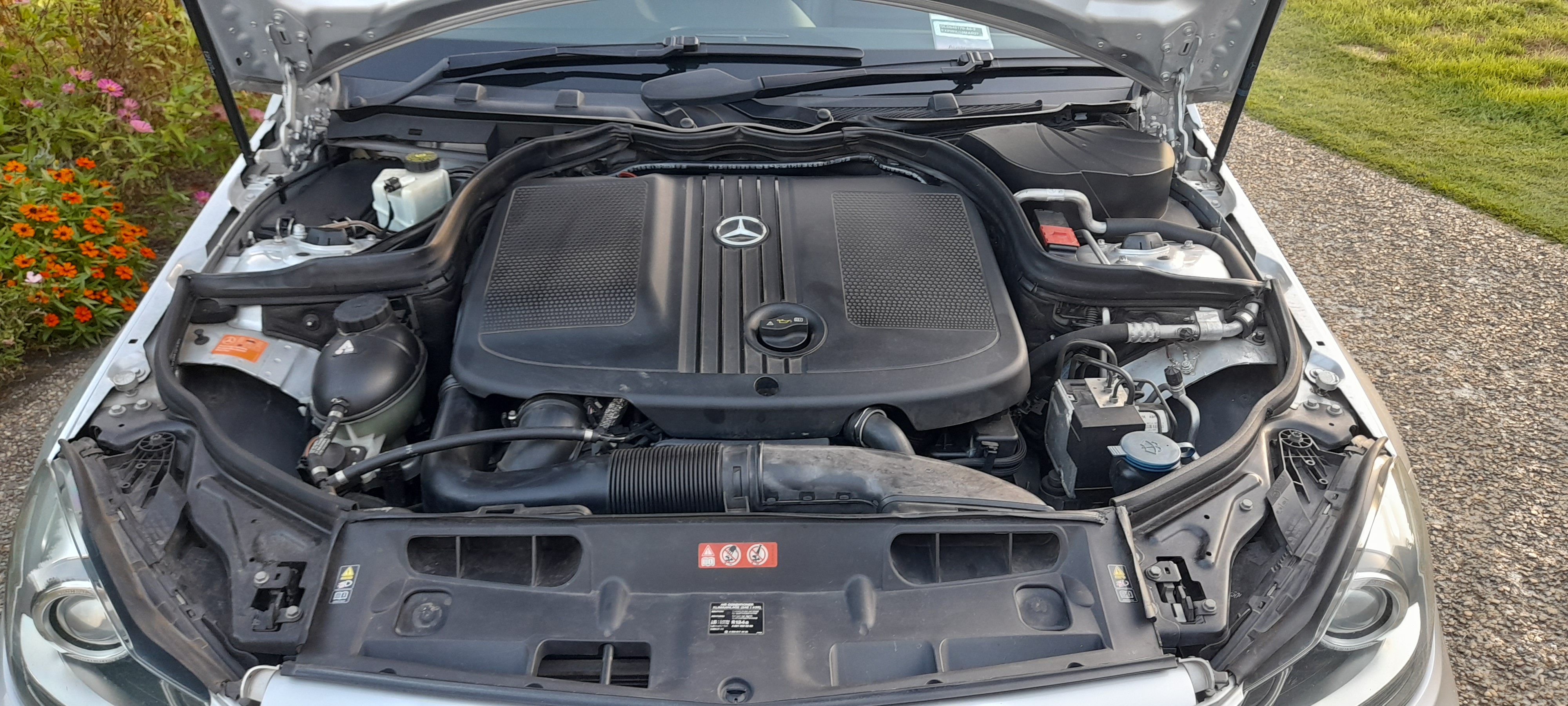 2011 MERCEDES-BENZ C250 W204 MY11 CDI AVANTGARDE BE 7 SP AUTOMATIC G-TRONIC 4D SEDAN
