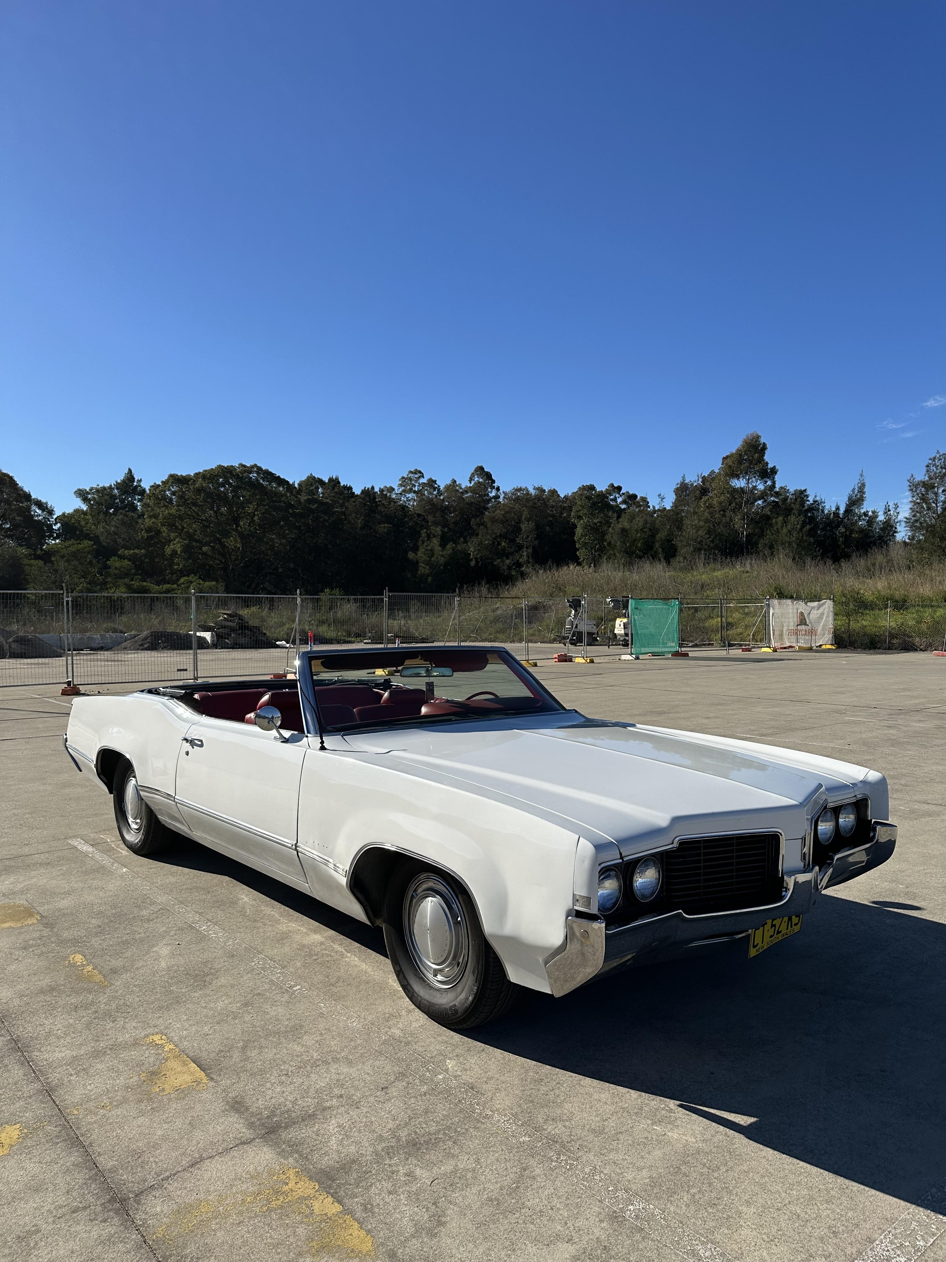 1969 OLDSMOBILE DELTA 88 CONVERTIBLE