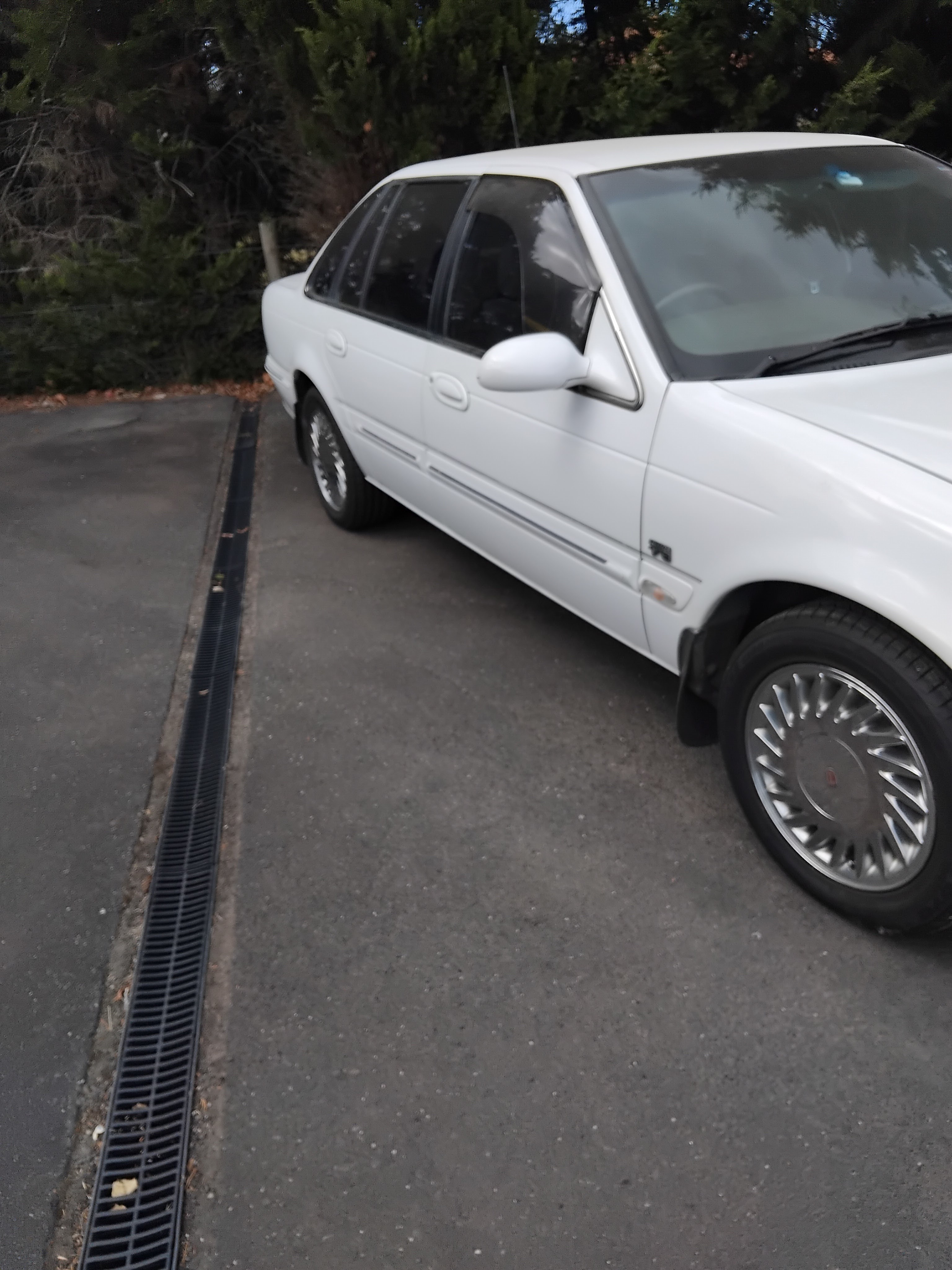 1998 FORD LTD DL 4 SP AUTOMATIC 4D SEDAN