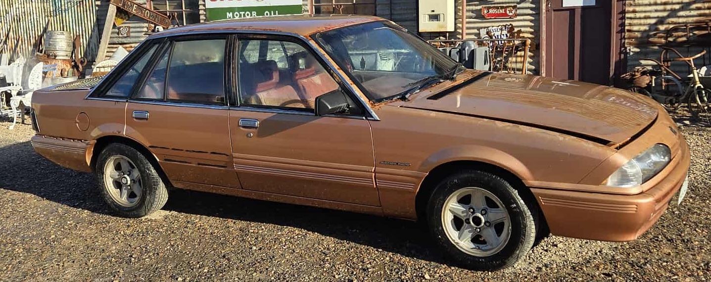1986 HOLDEN BERLINA VL 4 SP AUTOMATIC 4D SEDAN