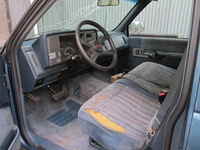 1992 CHEVROLET C1500 SHORT BED AUTOMATIC SINGLE CAB UTILITY
