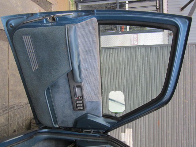 1992 CHEVROLET C1500 SHORT BED AUTOMATIC SINGLE CAB UTILITY