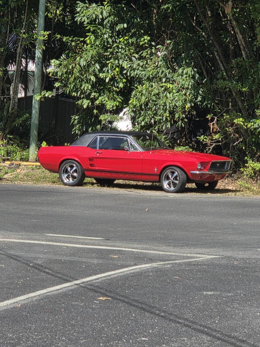 1967 FORD MUSTANG AUTOMATIC COUPE